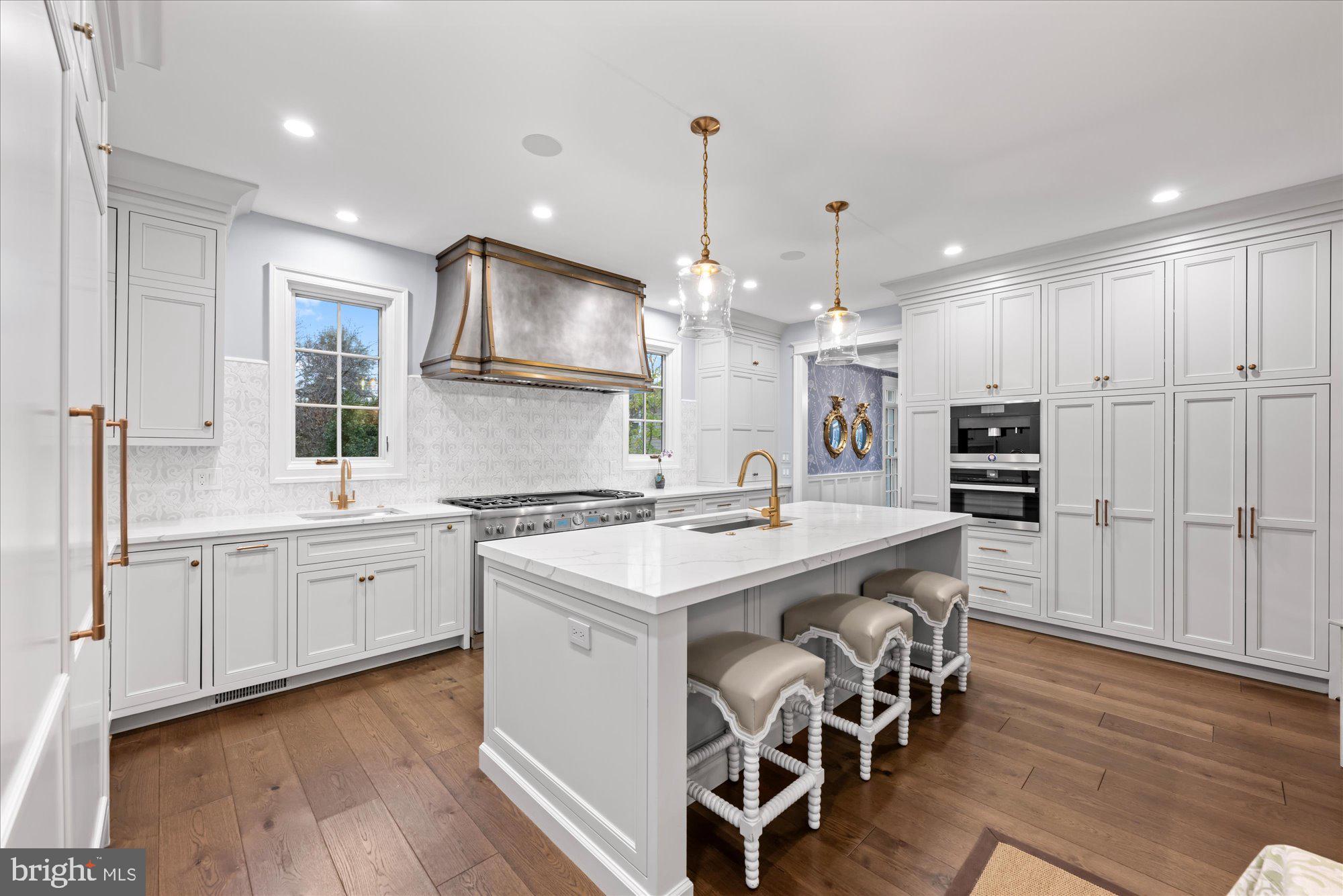 MINOR HILL - Residential