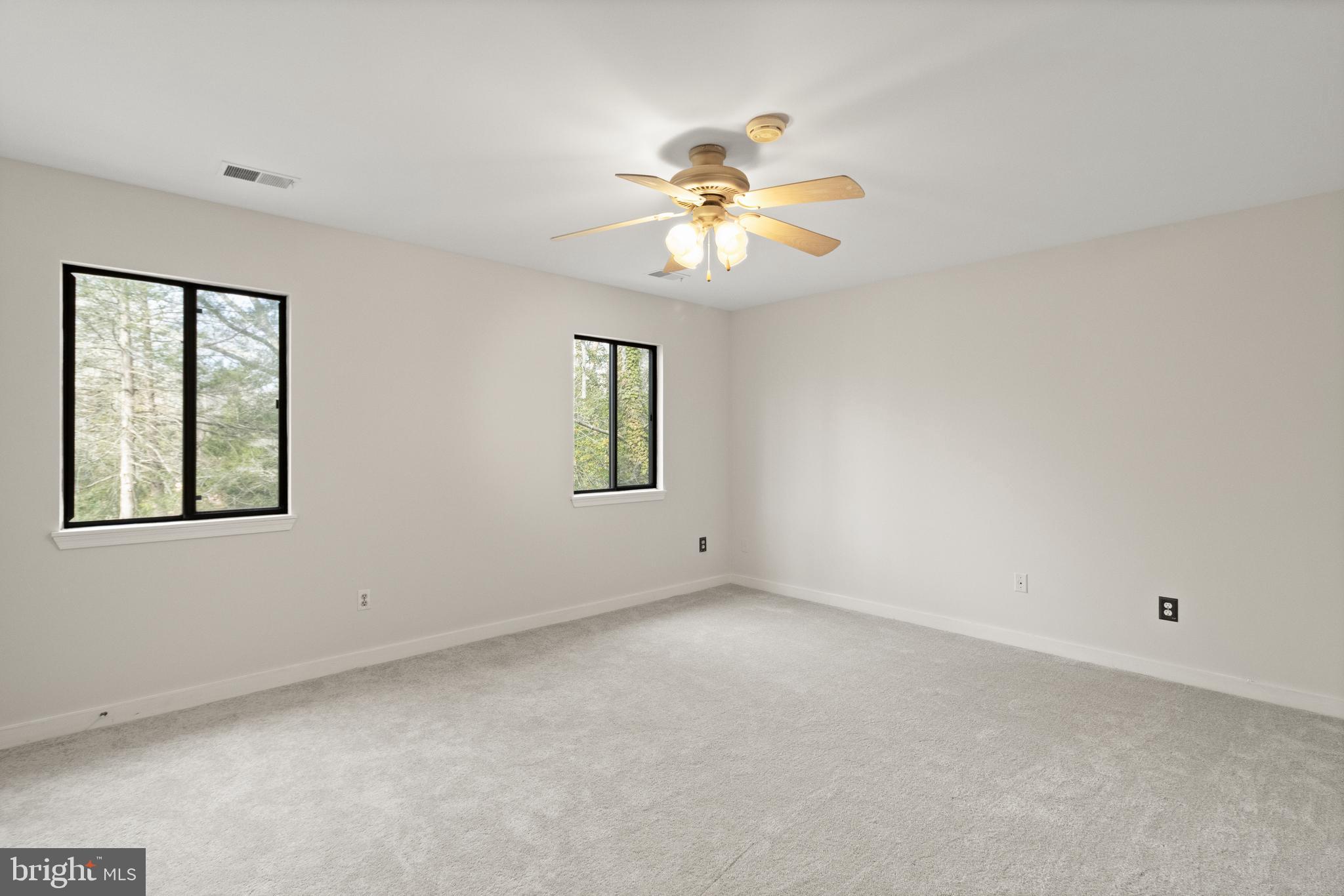 OCCOQUAN FOREST - Residential