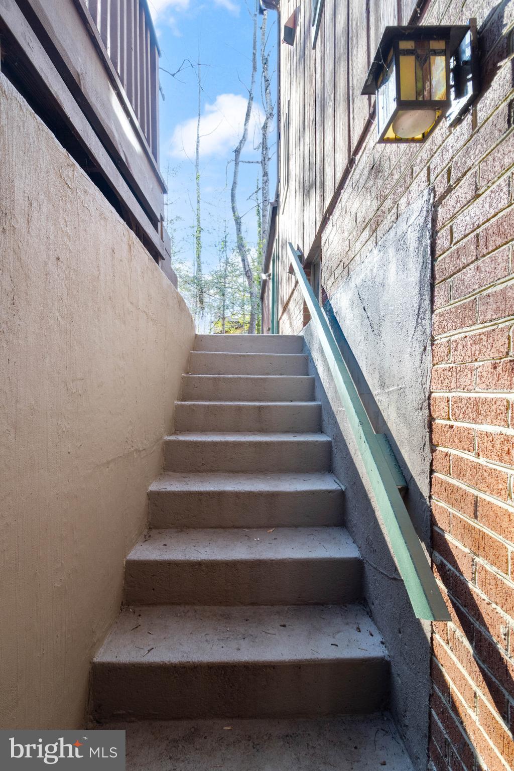 OCCOQUAN FOREST - Residential