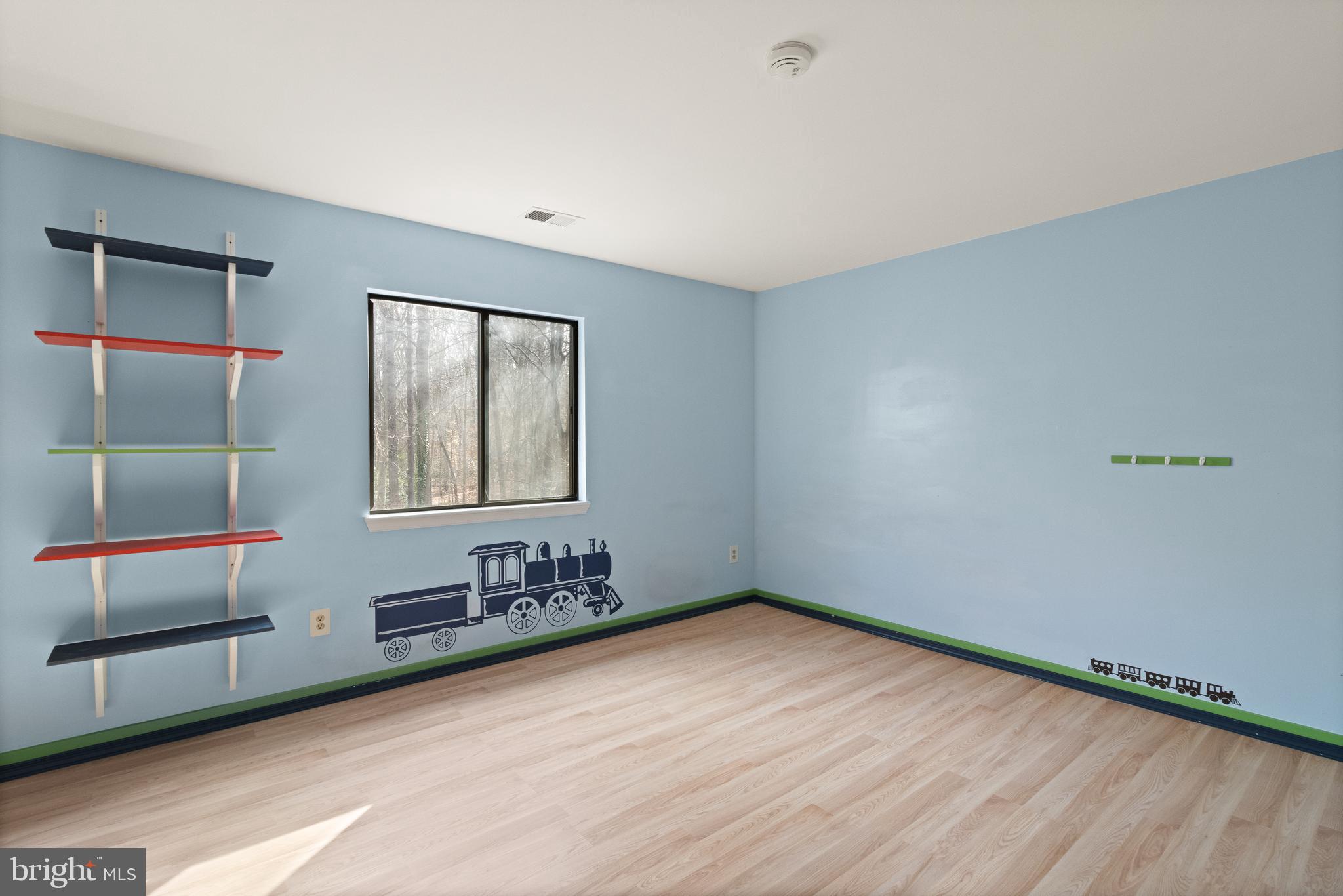 OCCOQUAN FOREST - Residential