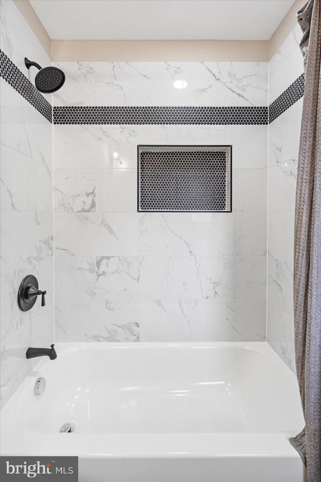 CONCORD COVE - Residential