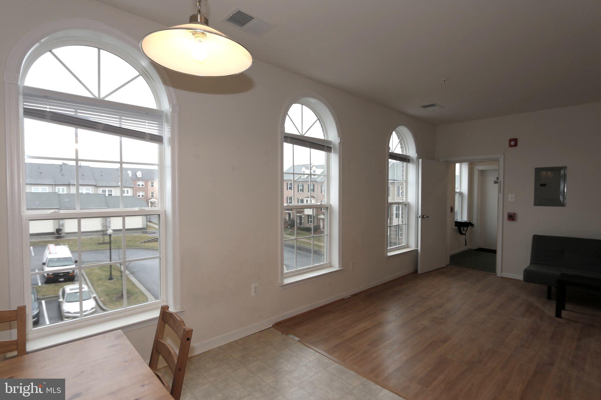 VILLAGES OF URBANA - Residential Lease