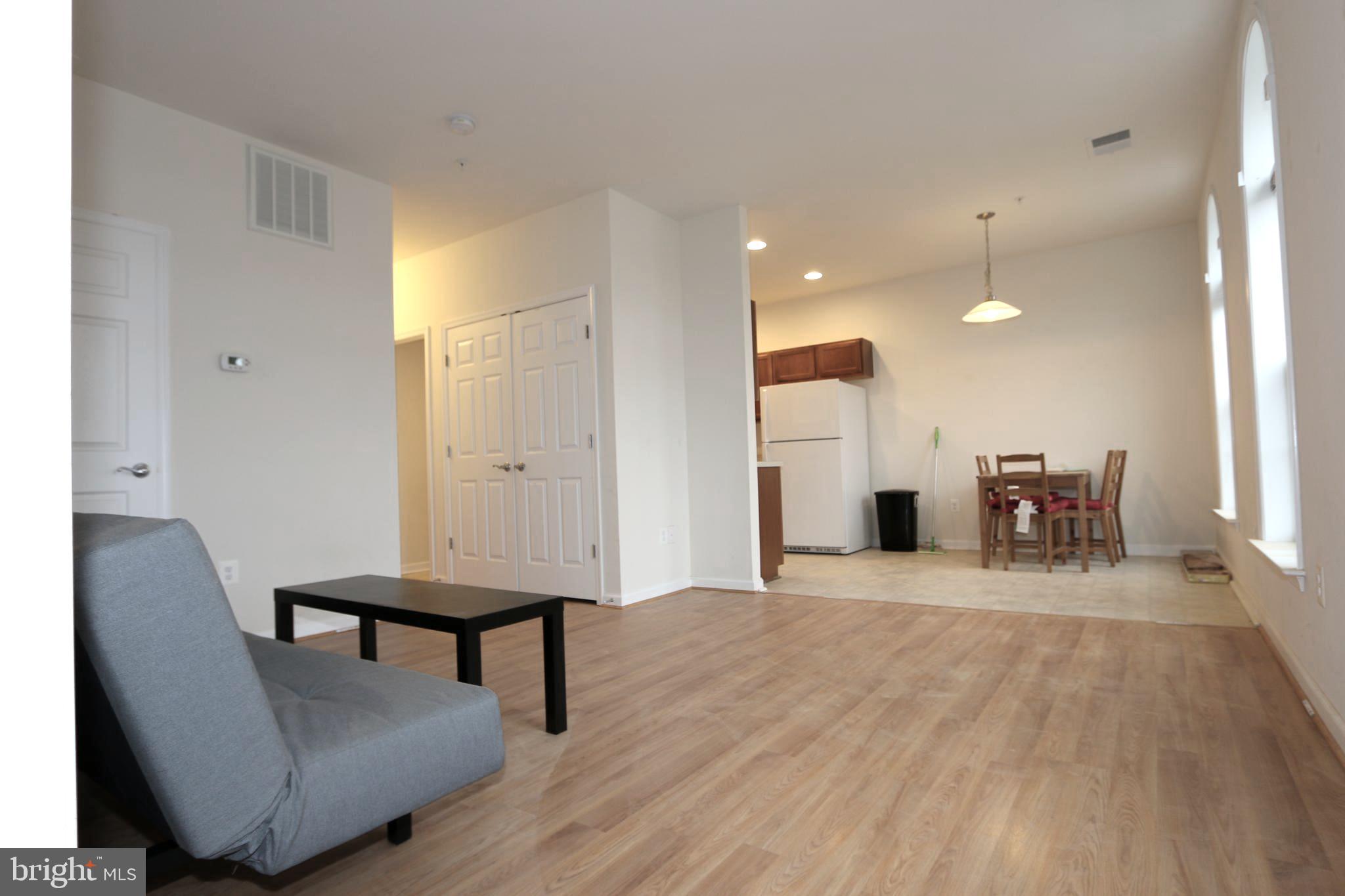 VILLAGES OF URBANA - Residential Lease