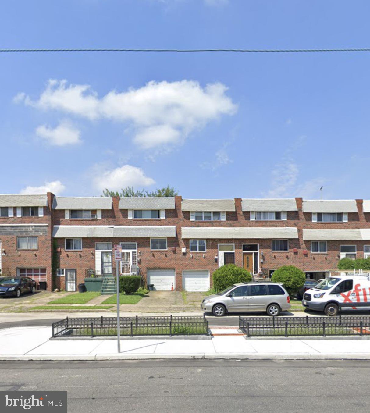 PHILADELPHIA (NORTH) - Residential Lease