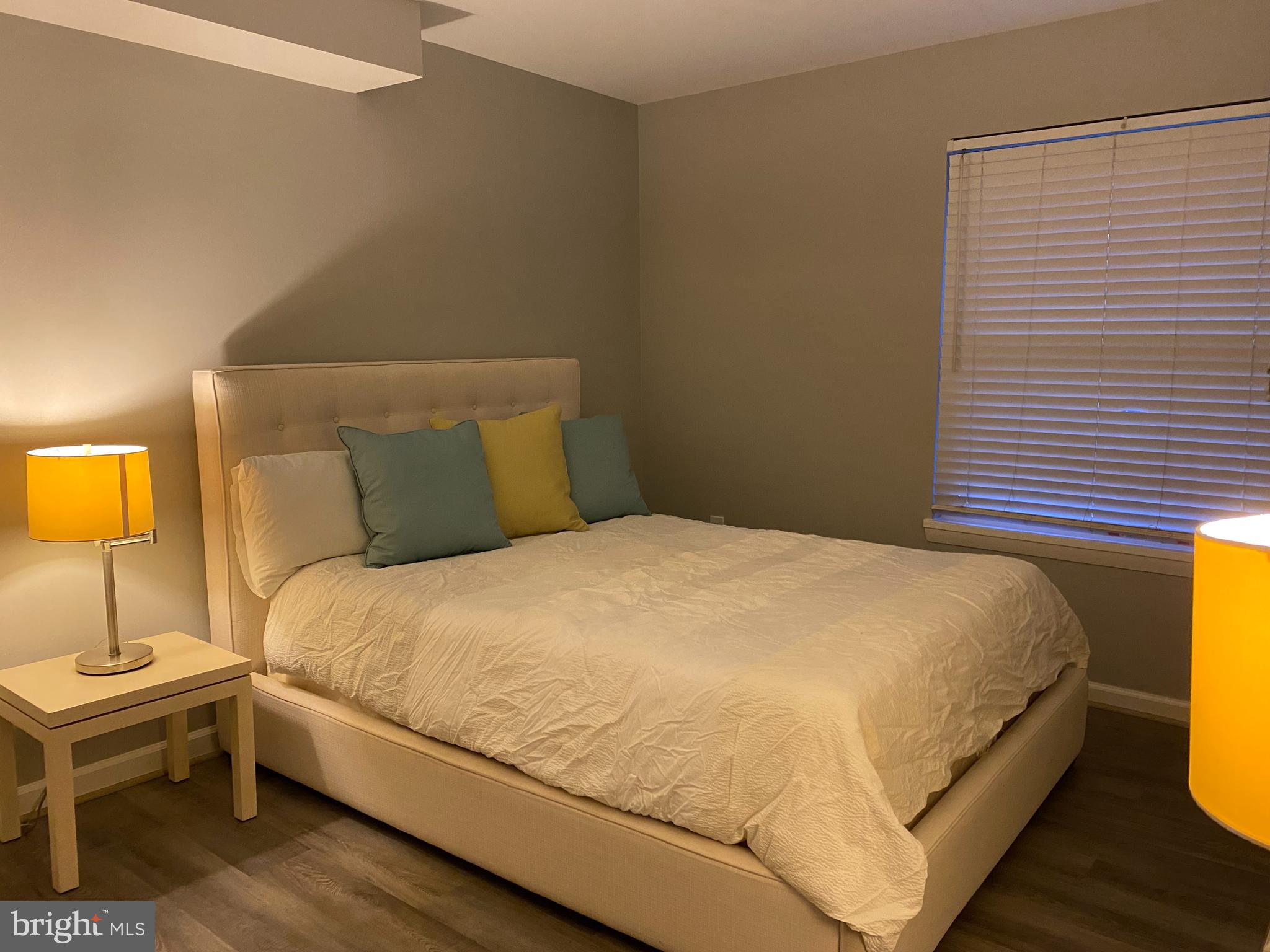 MARLOW TOWERS - Residential Lease