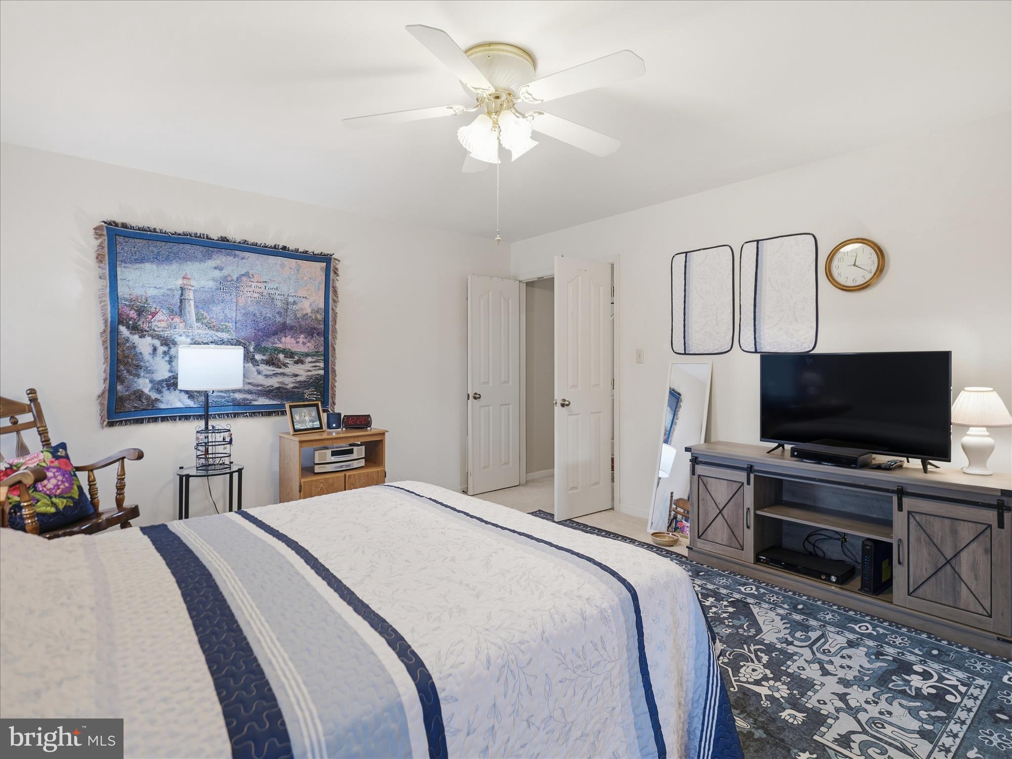 SOUTH POINTE - Residential