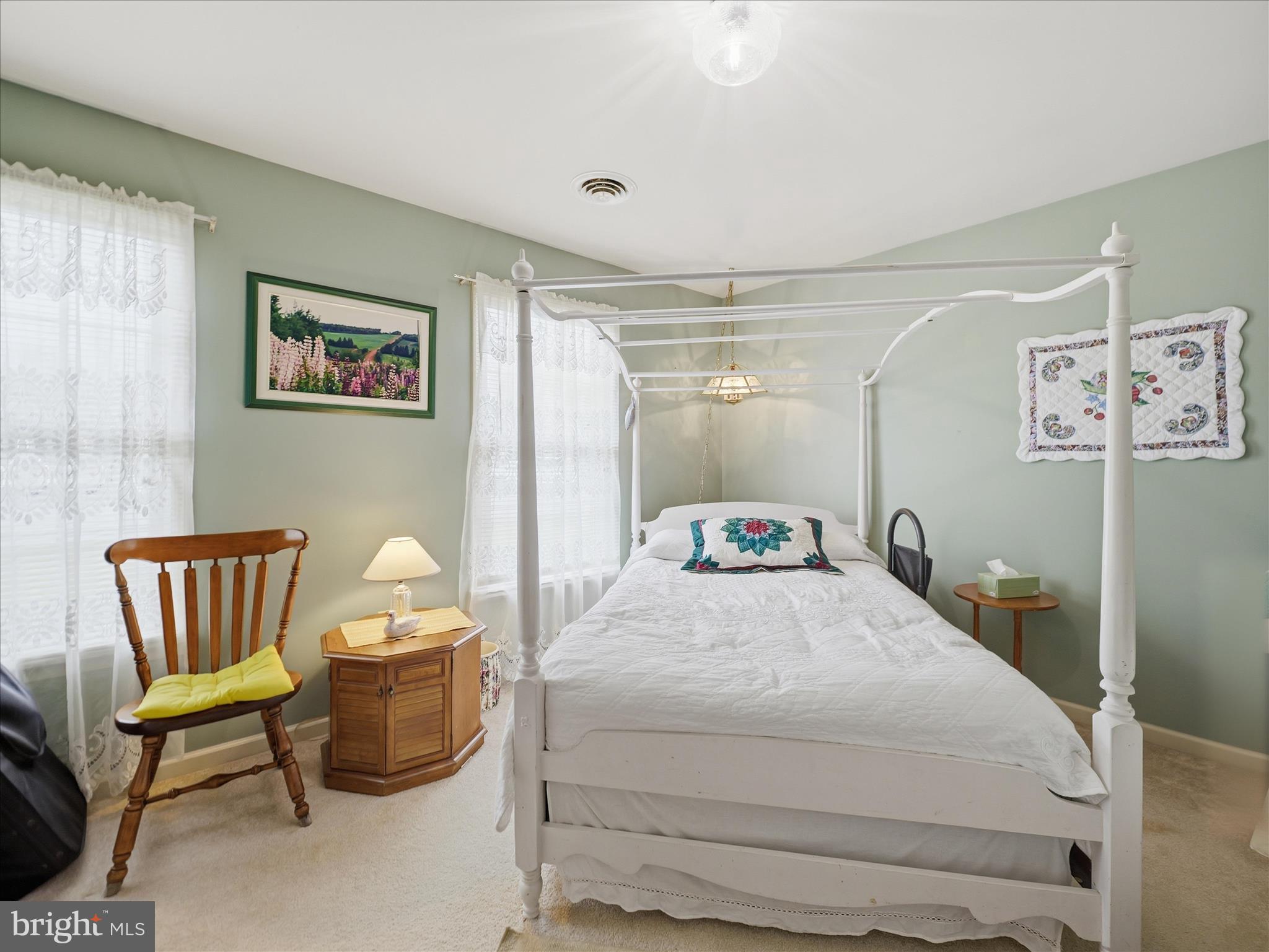 SOUTH POINTE - Residential