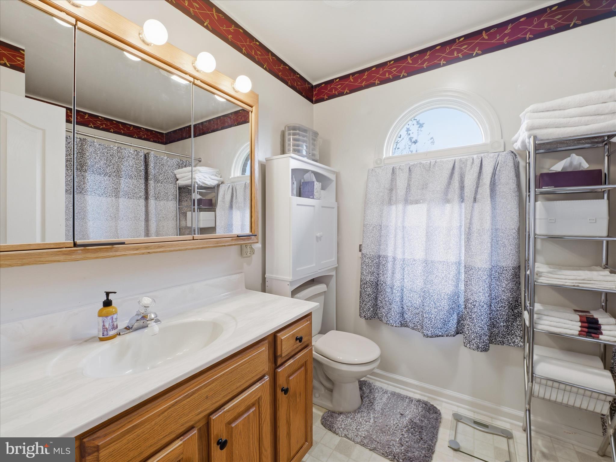 SOUTH POINTE - Residential