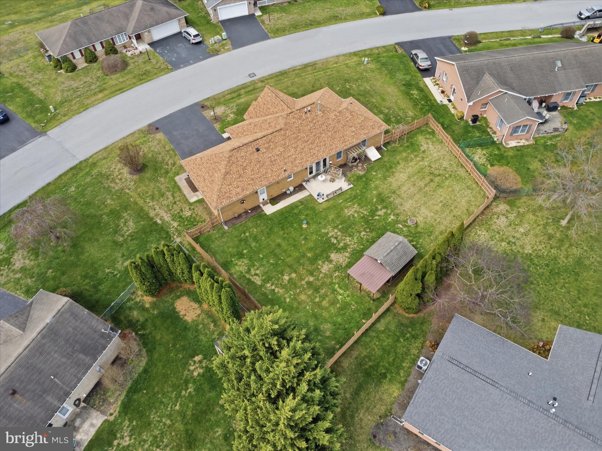 SOUTH POINTE - Residential