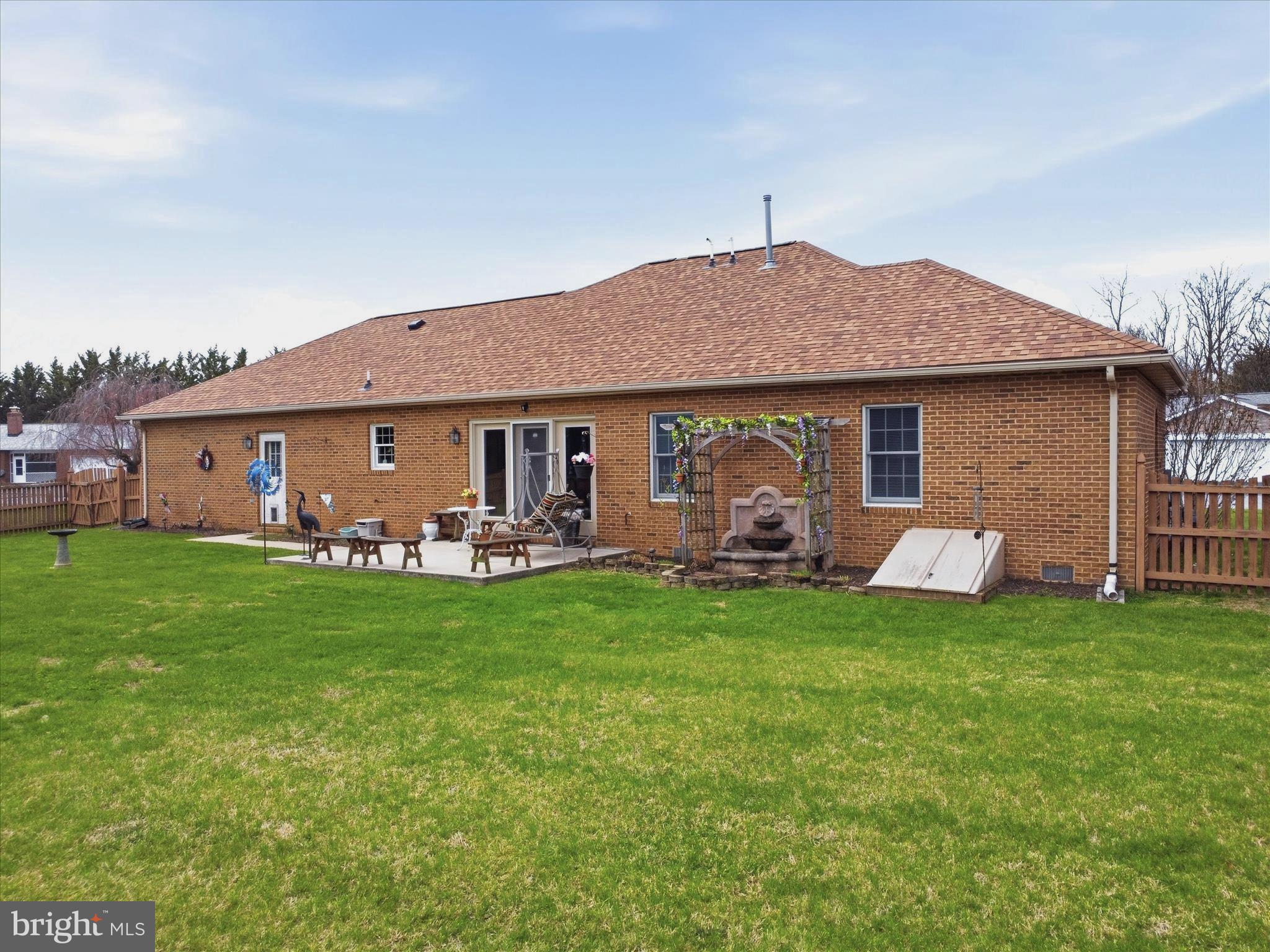 SOUTH POINTE - Residential