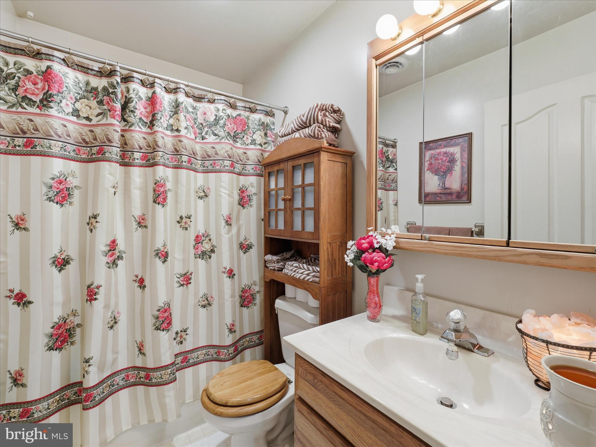 SOUTH POINTE - Residential