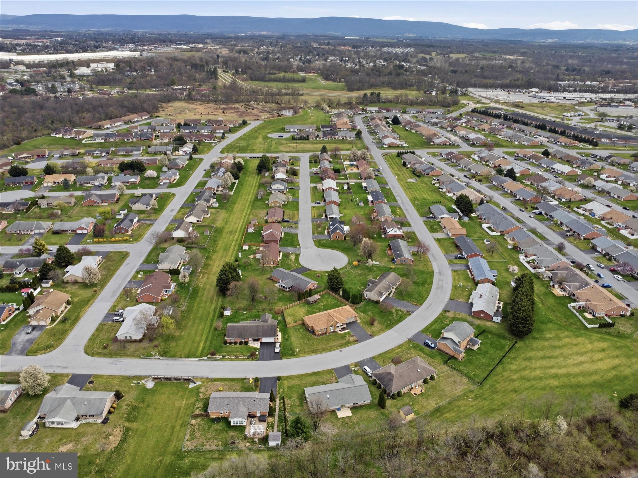 SOUTH POINTE - Residential