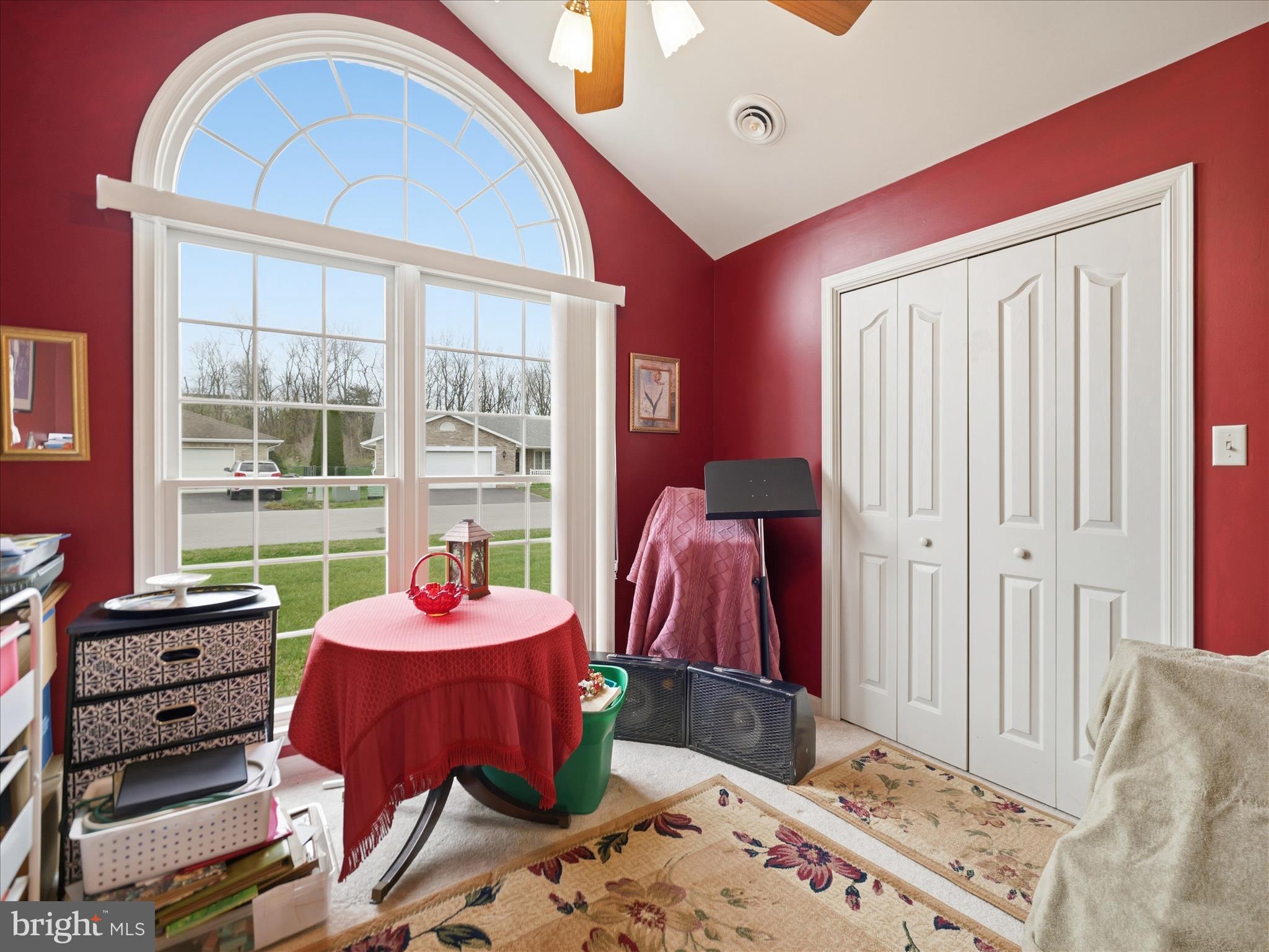 SOUTH POINTE - Residential