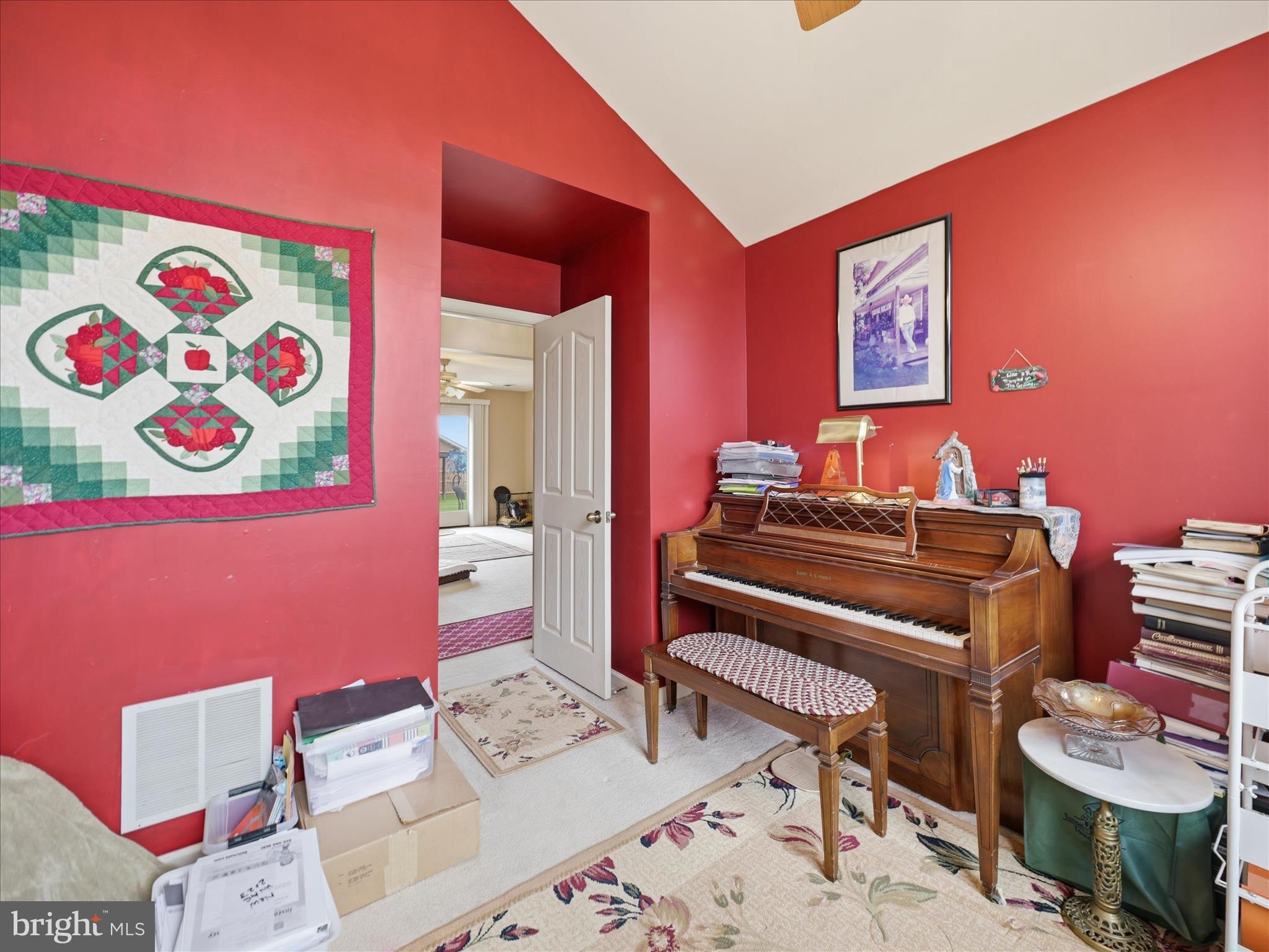 SOUTH POINTE - Residential