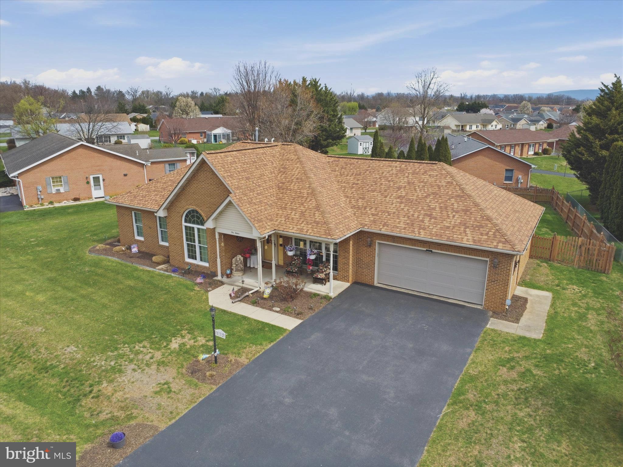 SOUTH POINTE - Residential