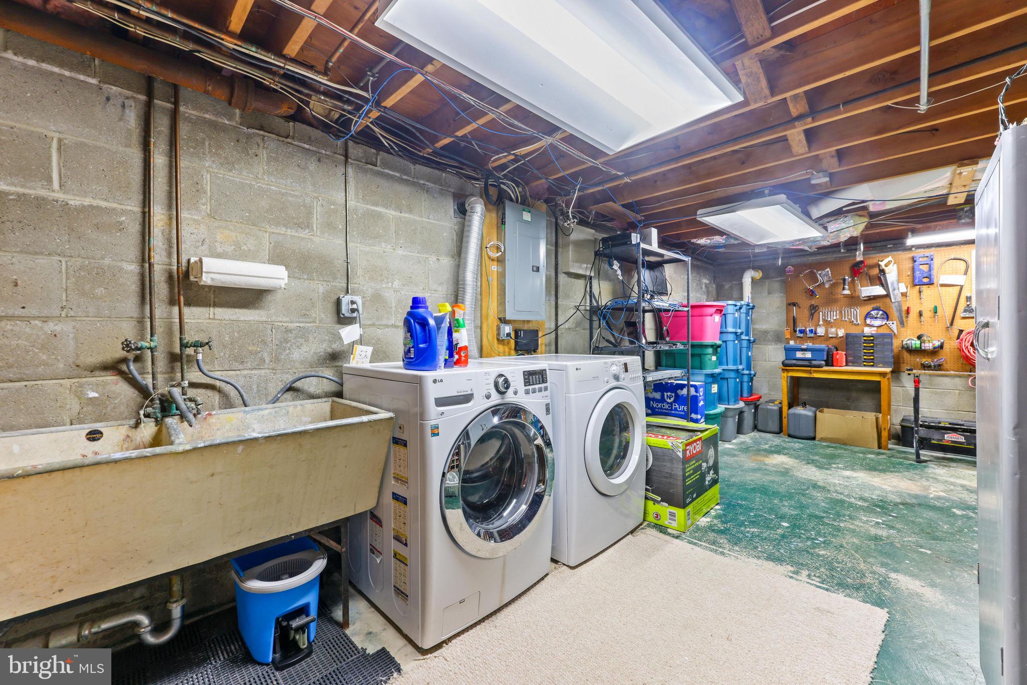 CHARTLEY - Residential