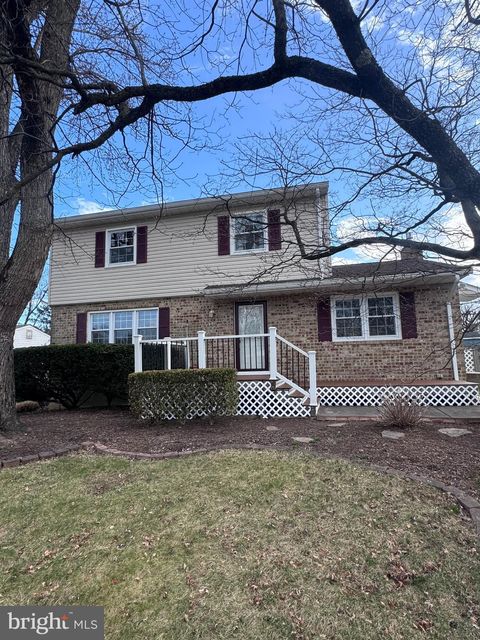 Photo of 211 Bond Avenue, REISTERSTOWN, MD 21136 (MLS # MDBC2154734)