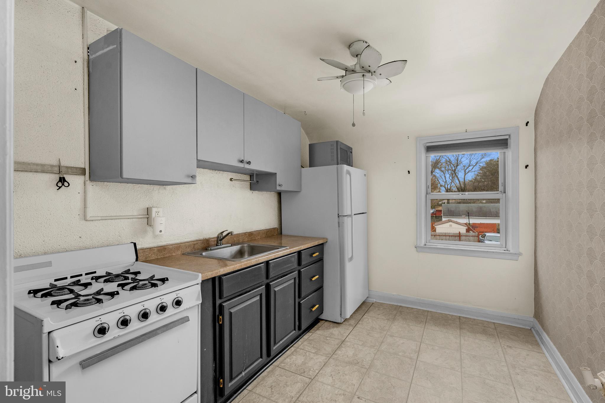 TAYLOR HEIGHTS - Residential Income