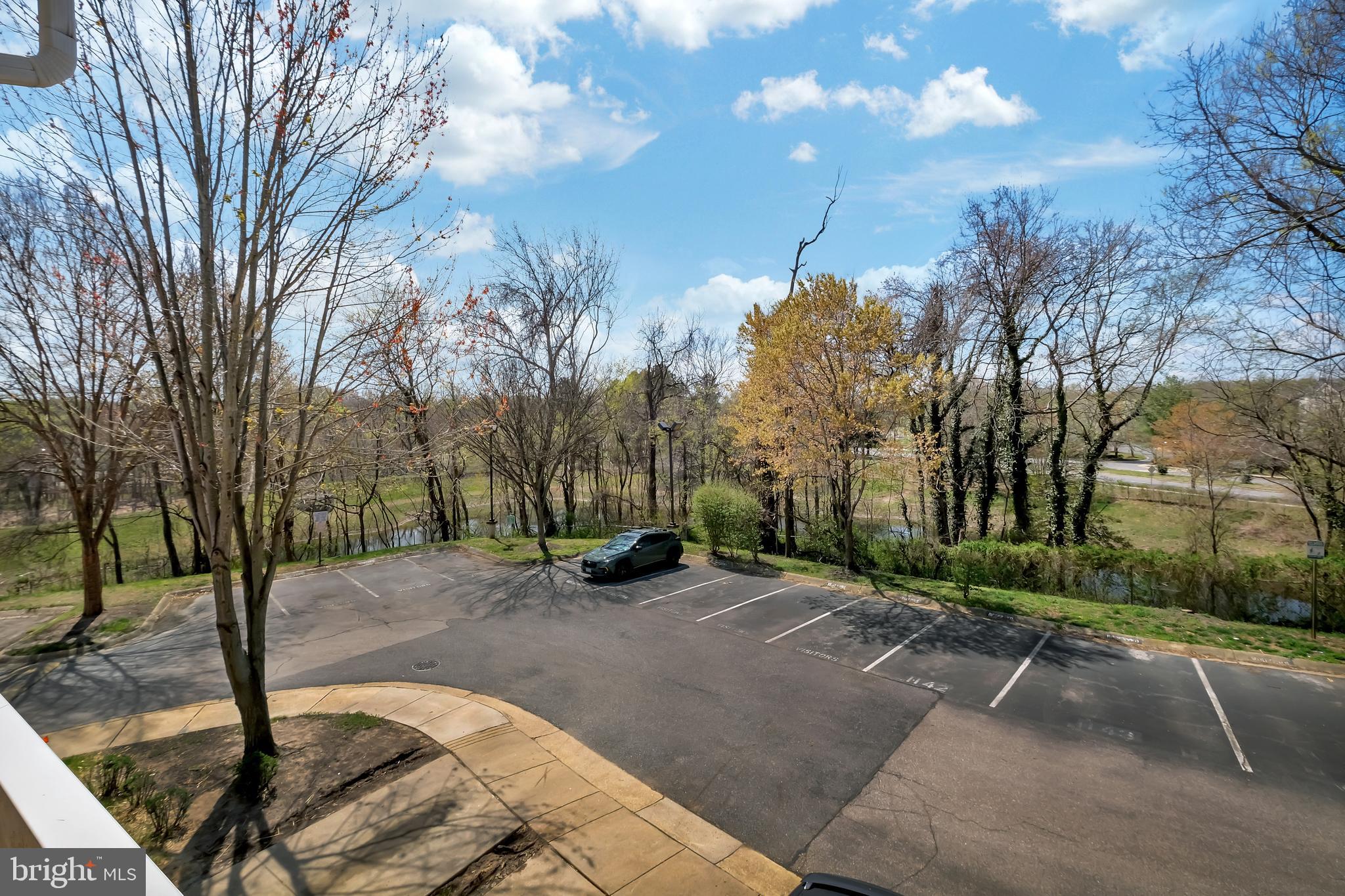 HAMPSHIRE HALL CONDO - Residential