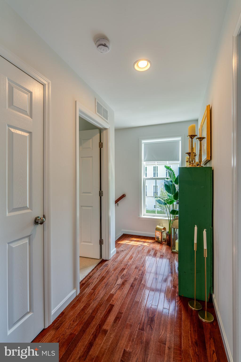 FLORIN HILL - Residential