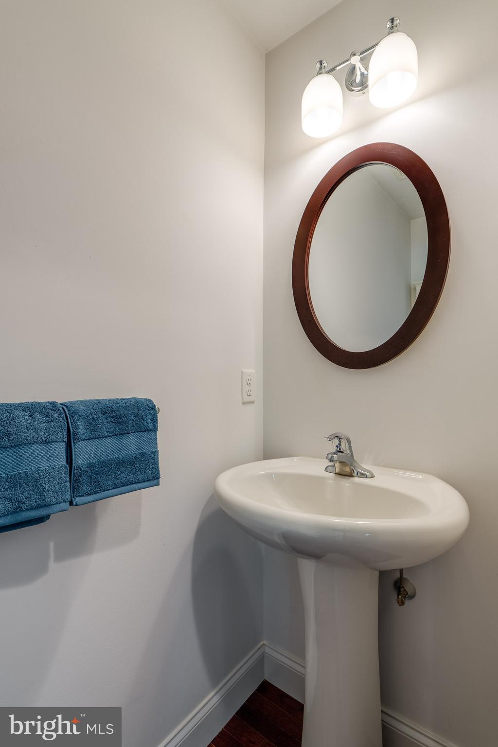 FLORIN HILL - Residential