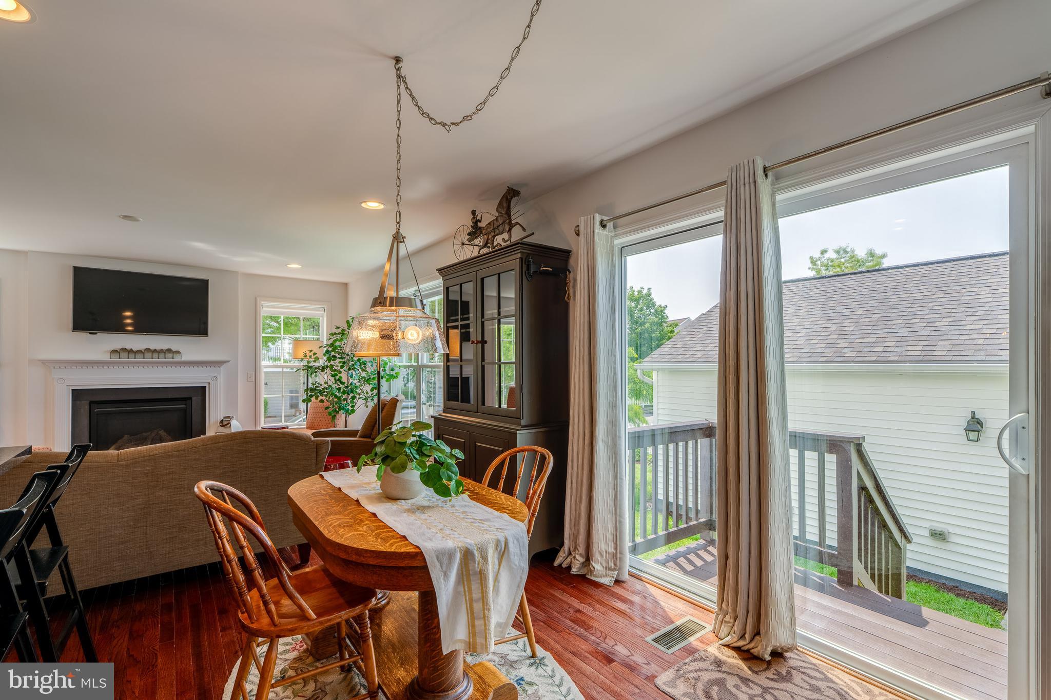 FLORIN HILL - Residential