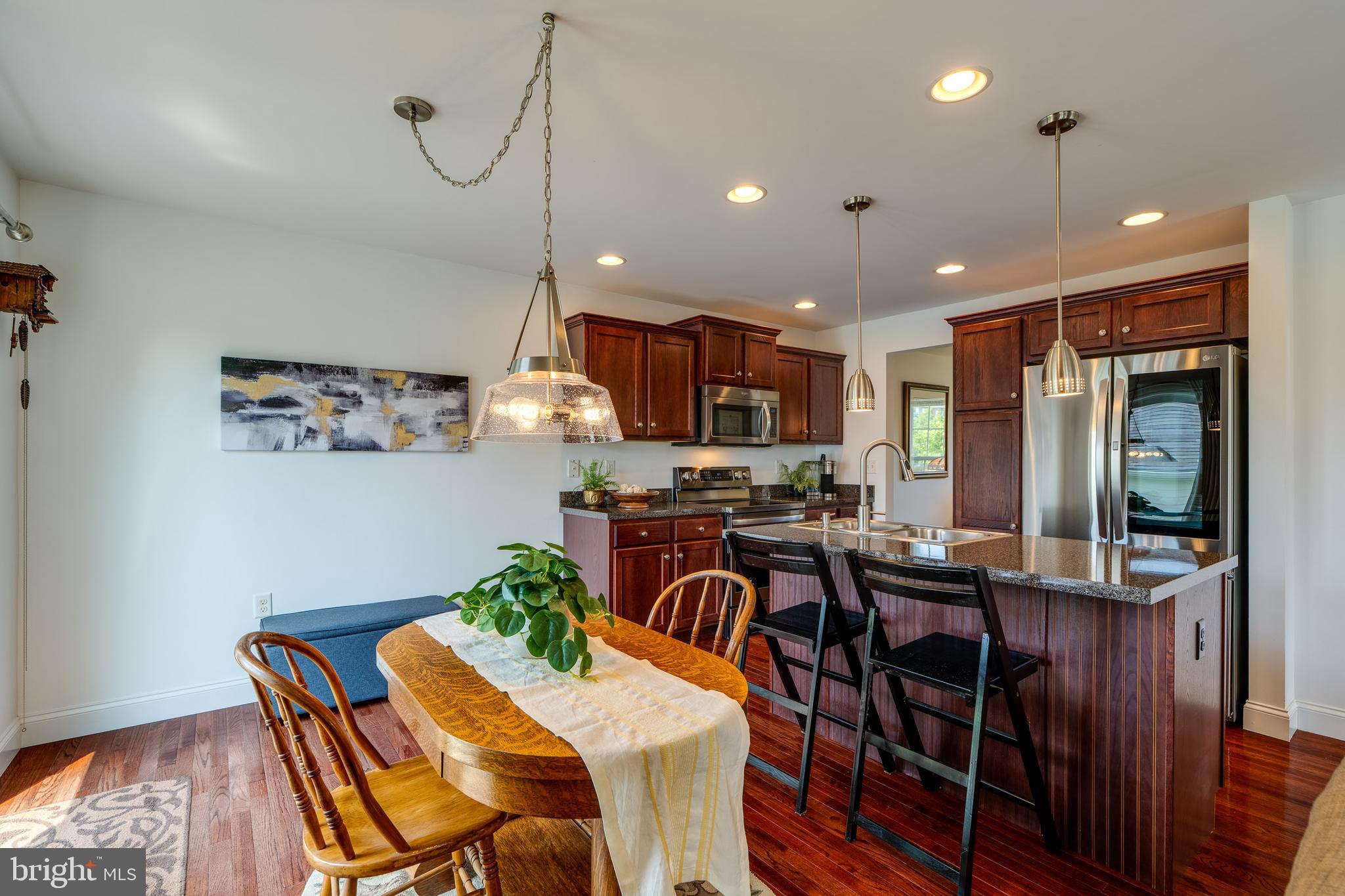 FLORIN HILL - Residential