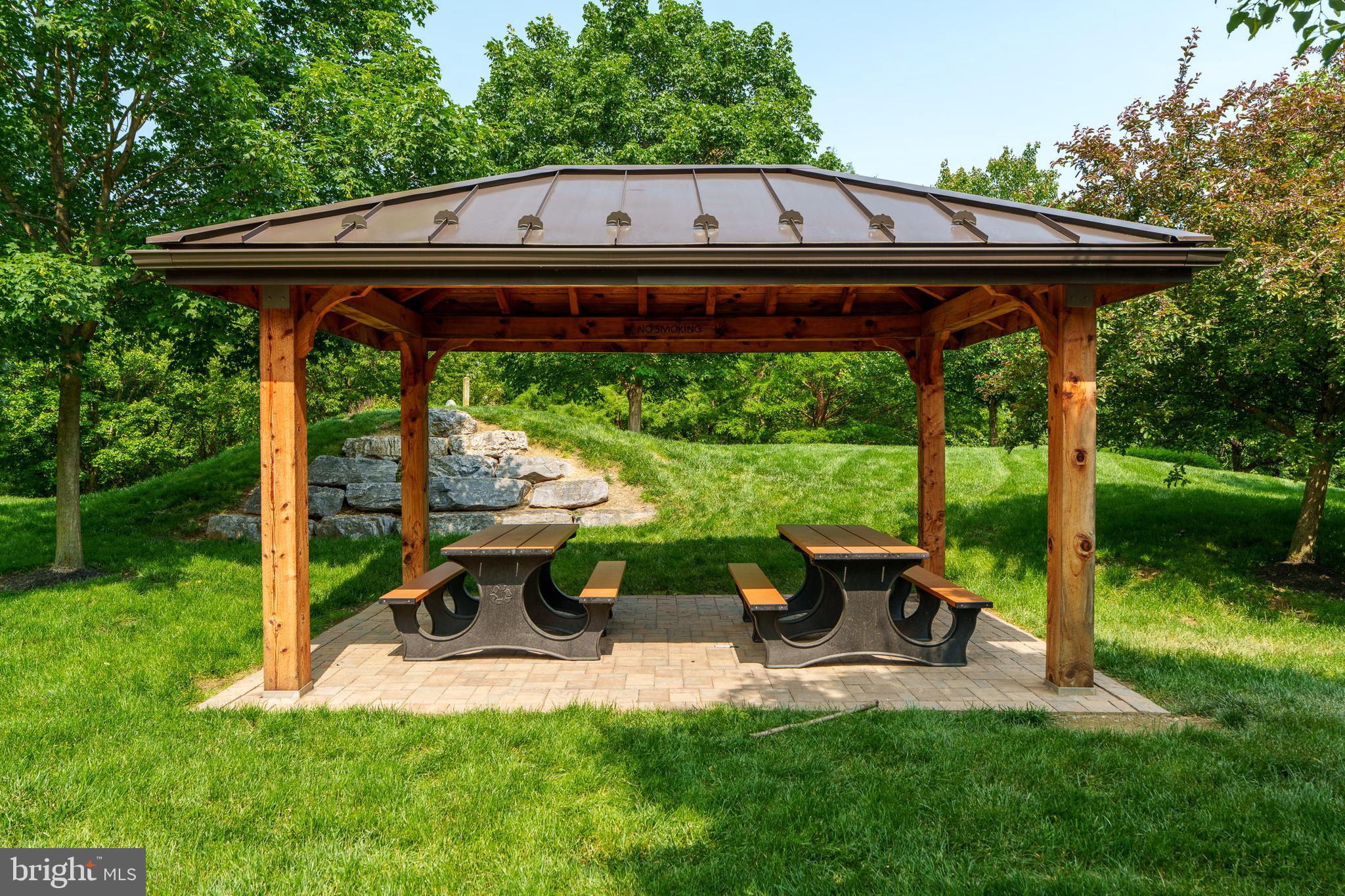 FLORIN HILL - Residential