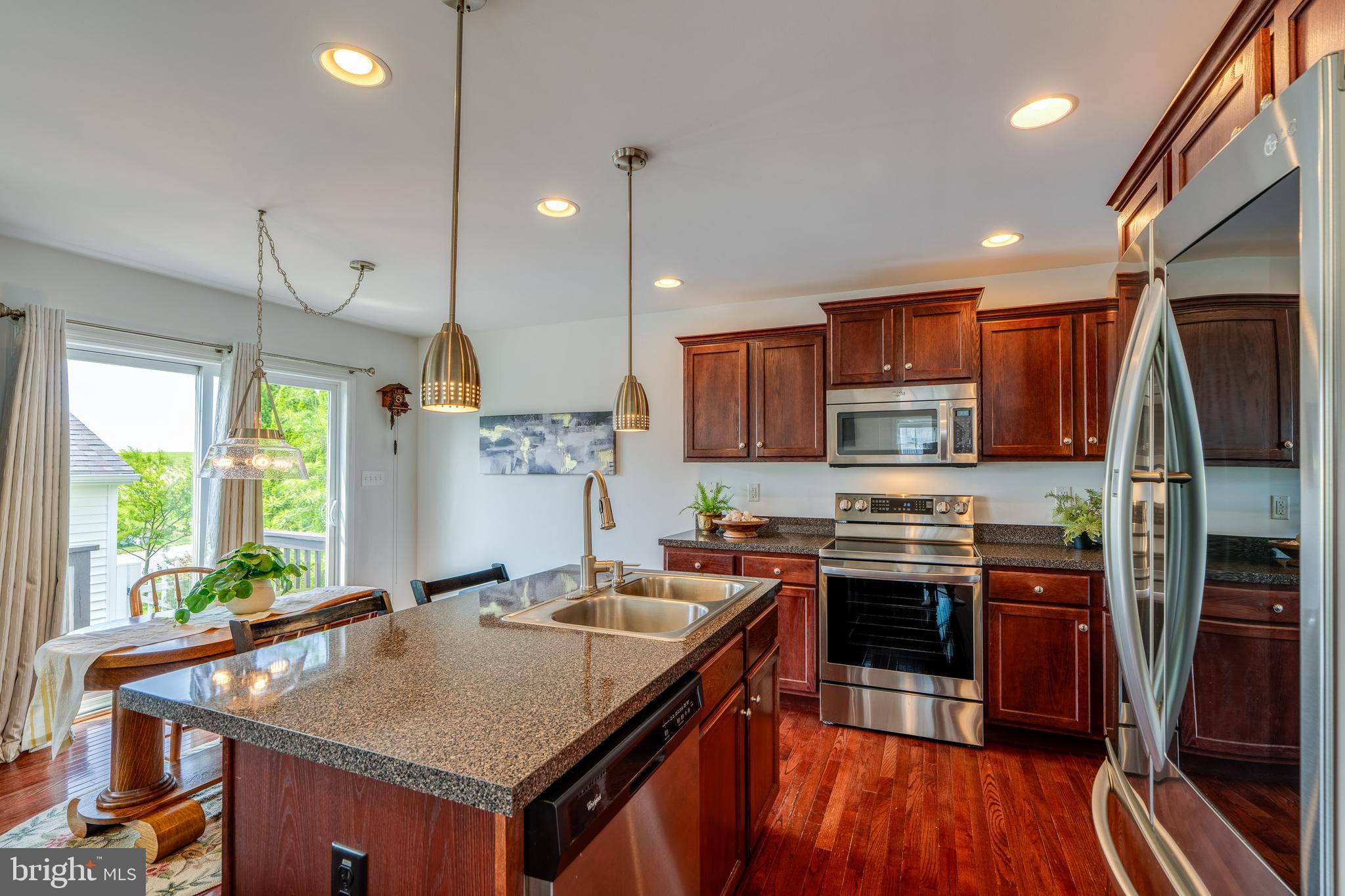 FLORIN HILL - Residential