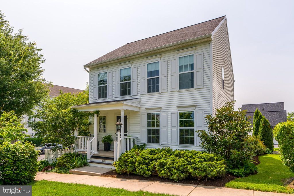 Photo of 301 Hayley Alley, MOUNT JOY, PA 17552 (MLS # PALA2070946)