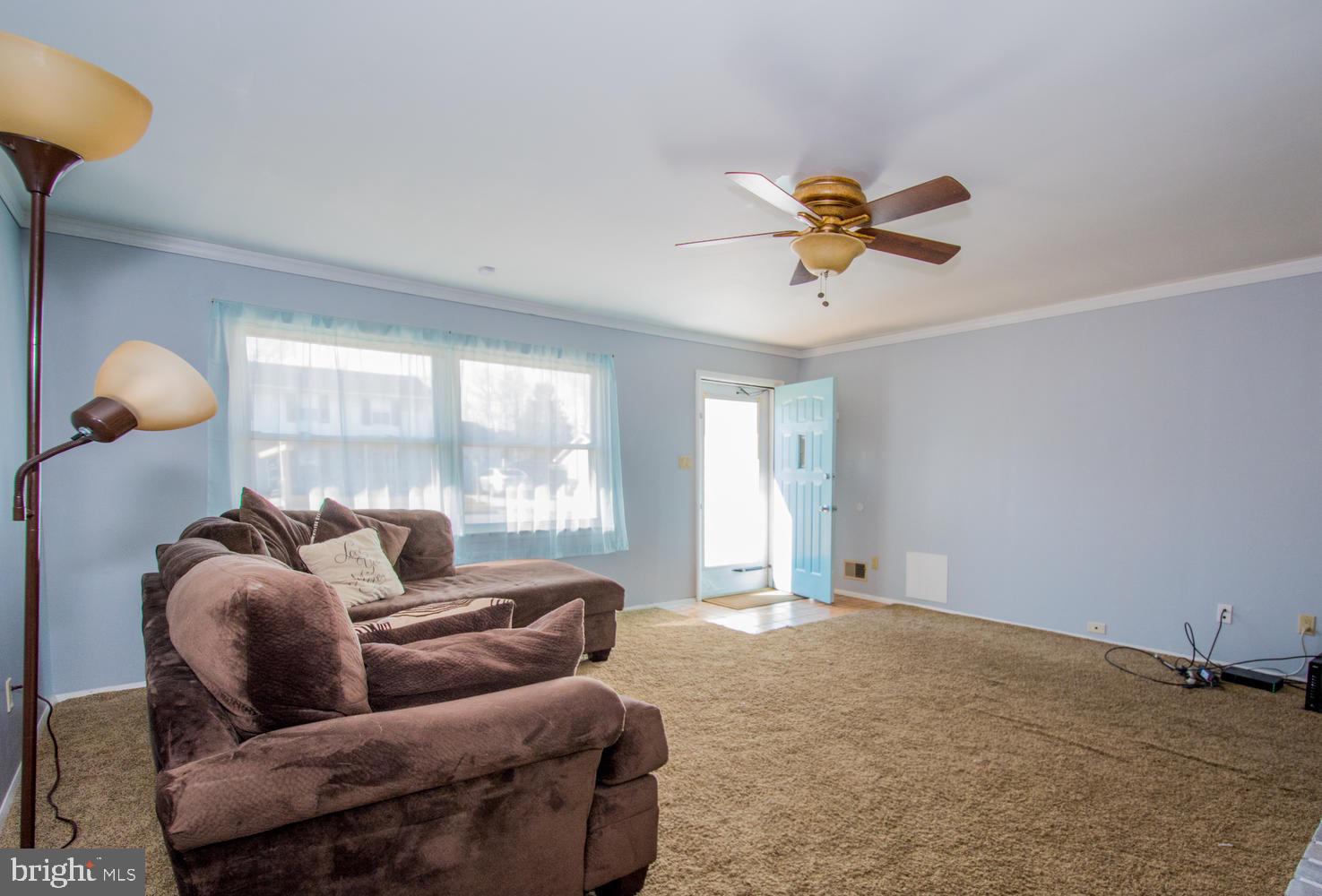 EDGEWATER VILLAGE - Residential