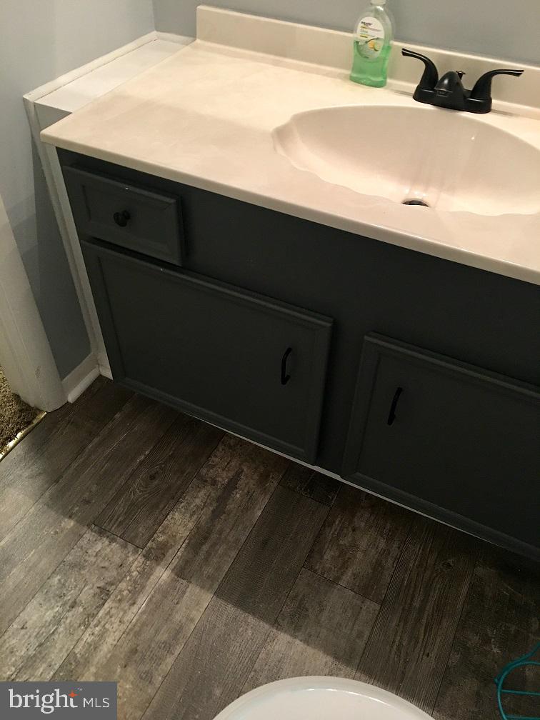 EDGEWATER VILLAGE - Residential