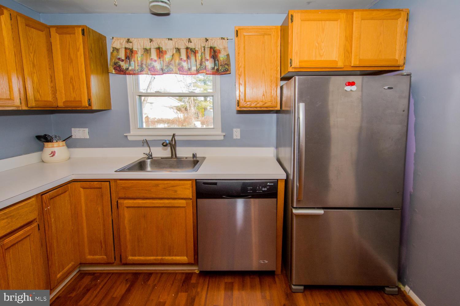 EDGEWATER VILLAGE - Residential