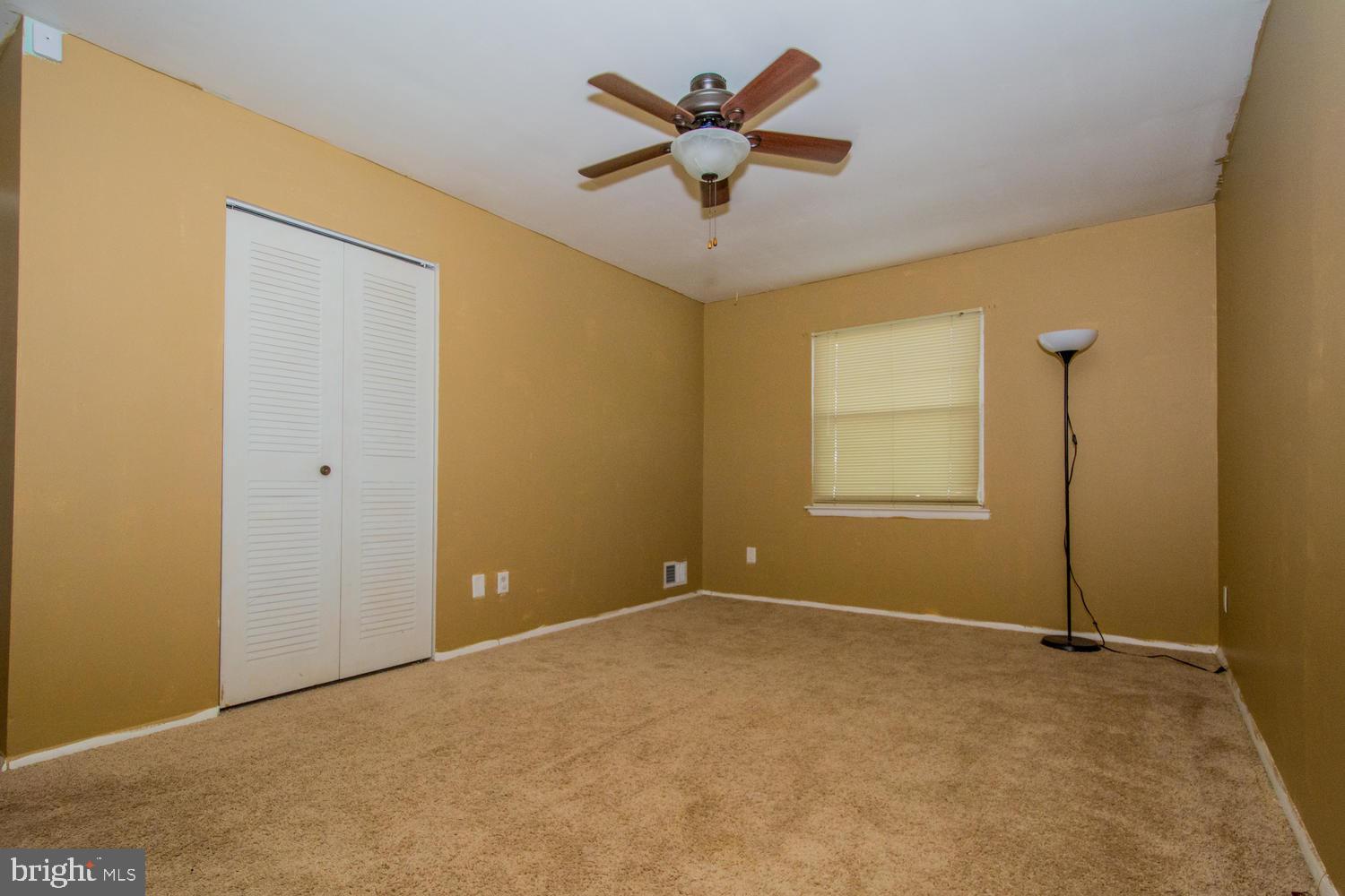 EDGEWATER VILLAGE - Residential