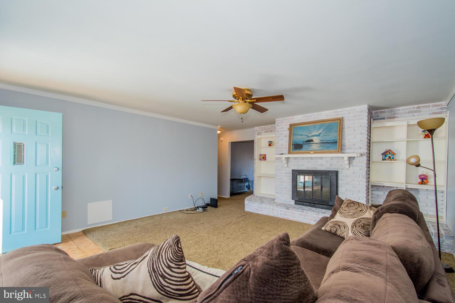 EDGEWATER VILLAGE - Residential