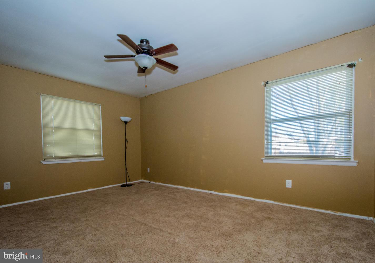 EDGEWATER VILLAGE - Residential