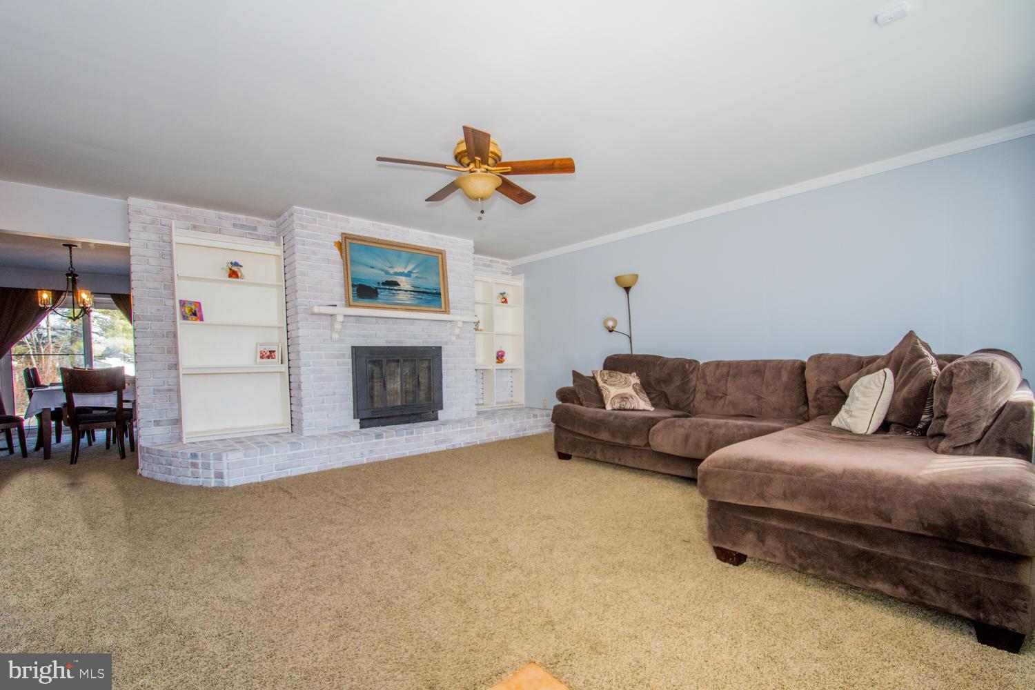 EDGEWATER VILLAGE - Residential