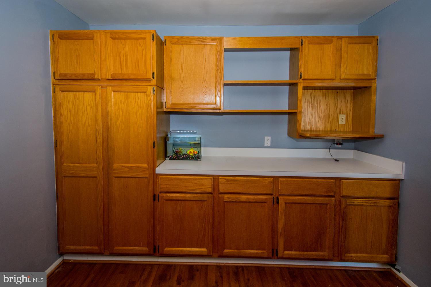 EDGEWATER VILLAGE - Residential