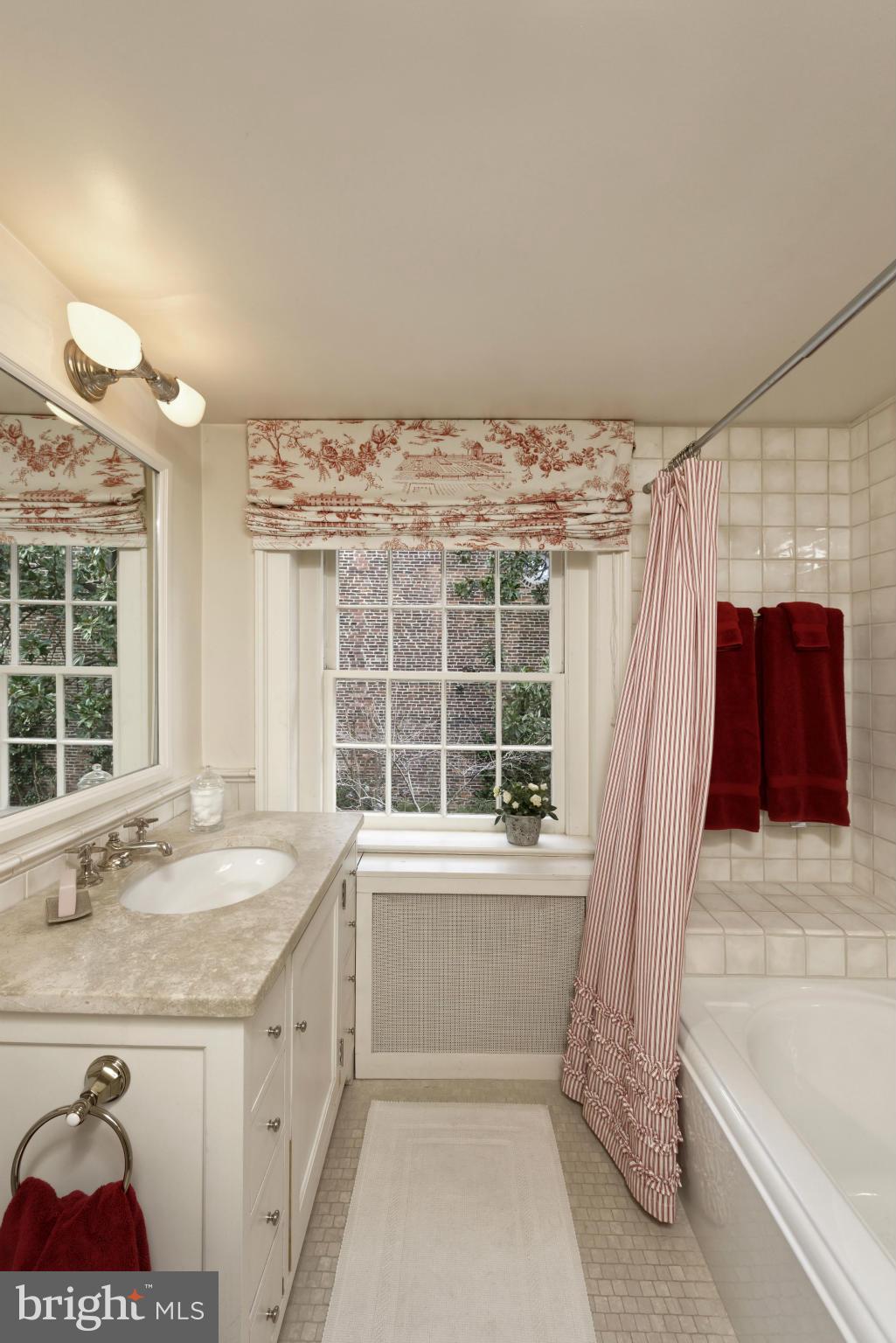 OLD TOWN - Residential