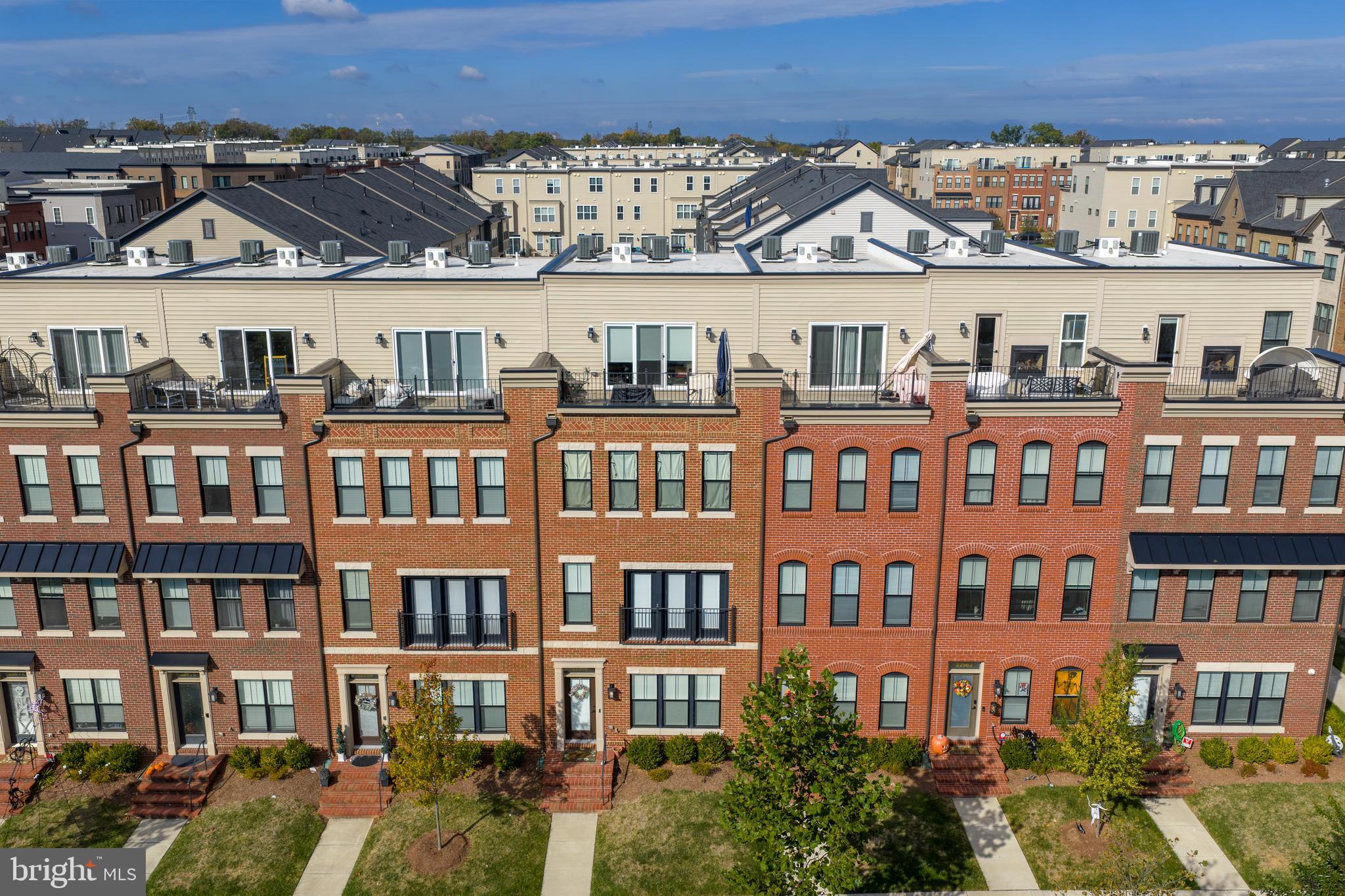 BRAMBLETON TOWN CENTER - Residential