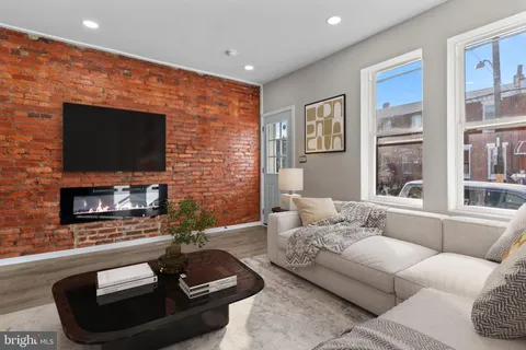 615 Jackson Street, Philadelphia, PA 19148 - MLS#: PAPH2440832