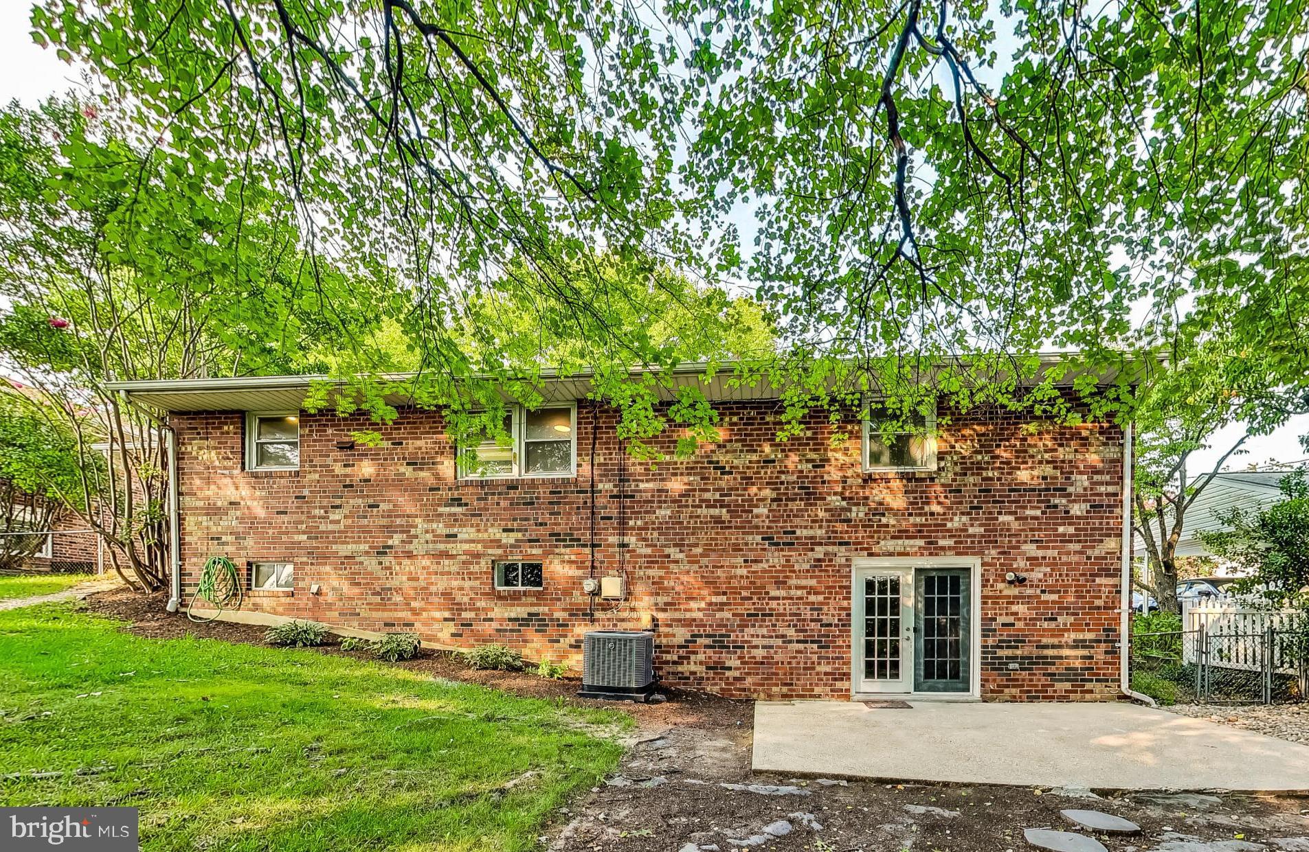 CALVERTON - Residential