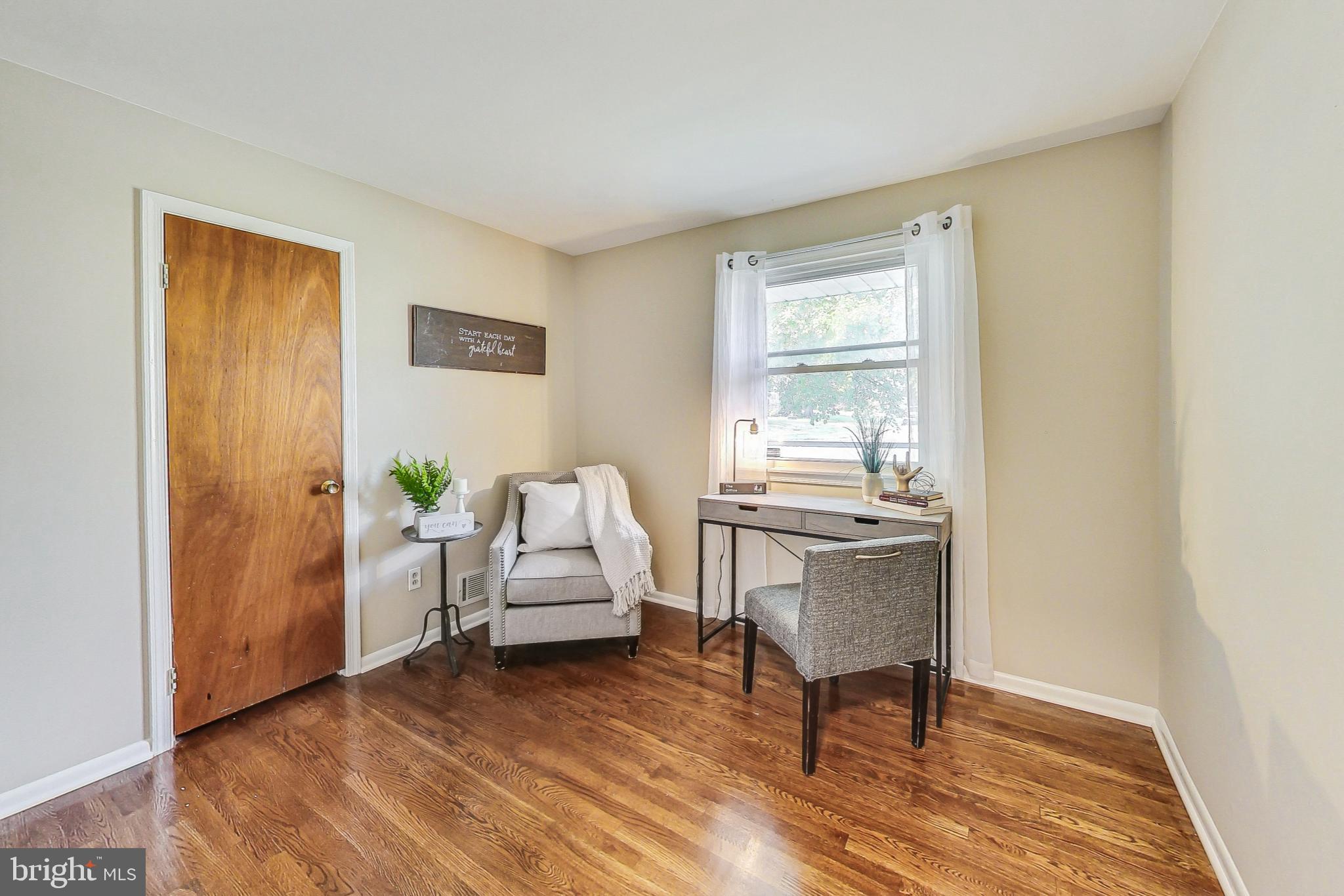 CALVERTON - Residential