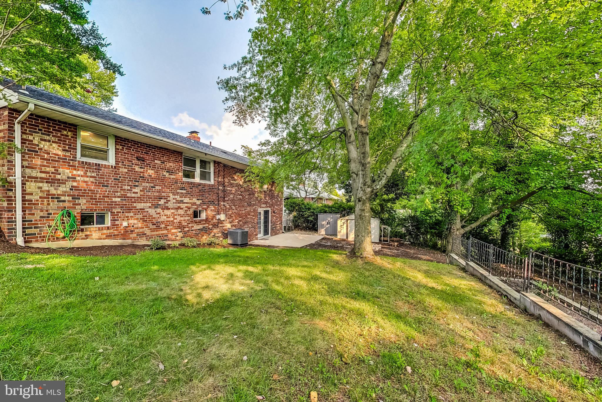 CALVERTON - Residential