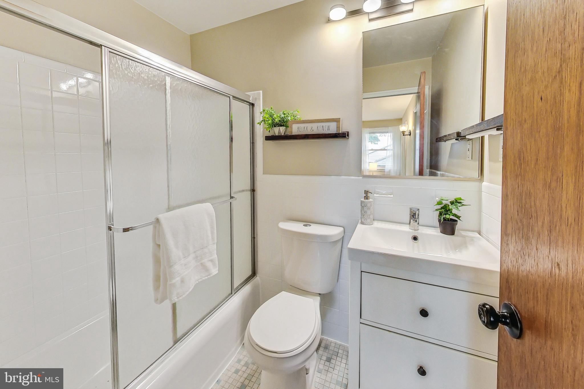 CALVERTON - Residential