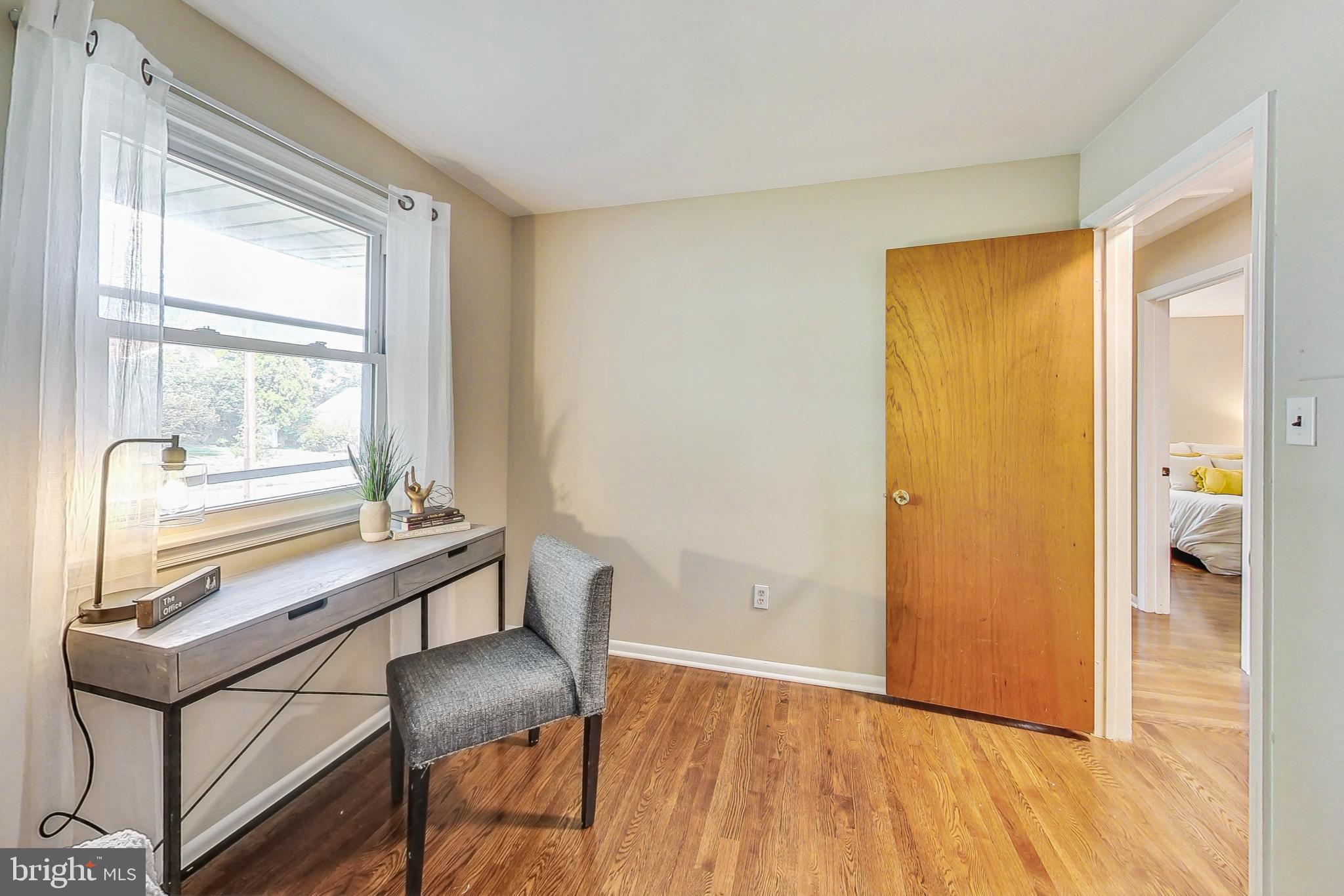 CALVERTON - Residential