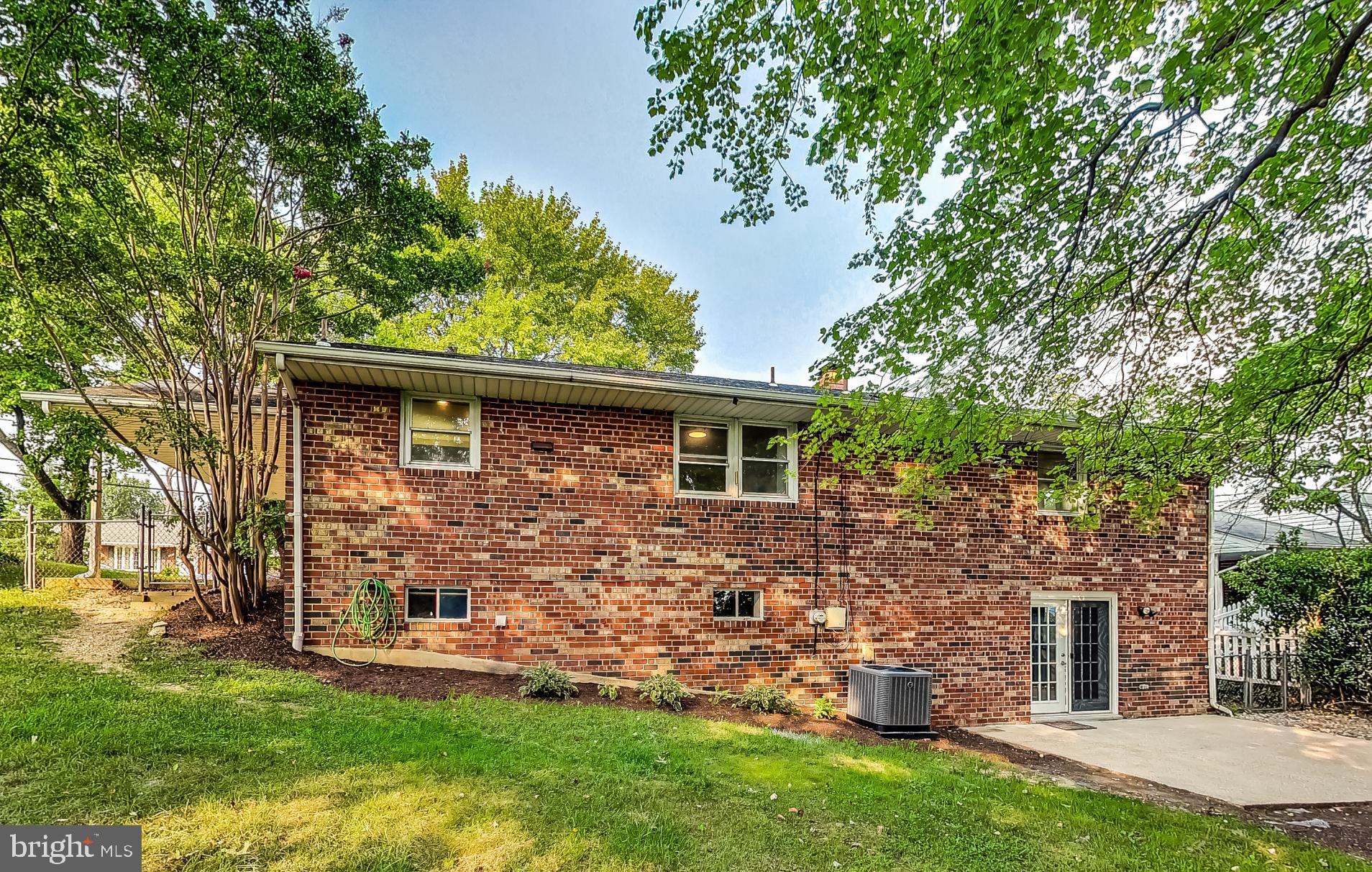 CALVERTON - Residential