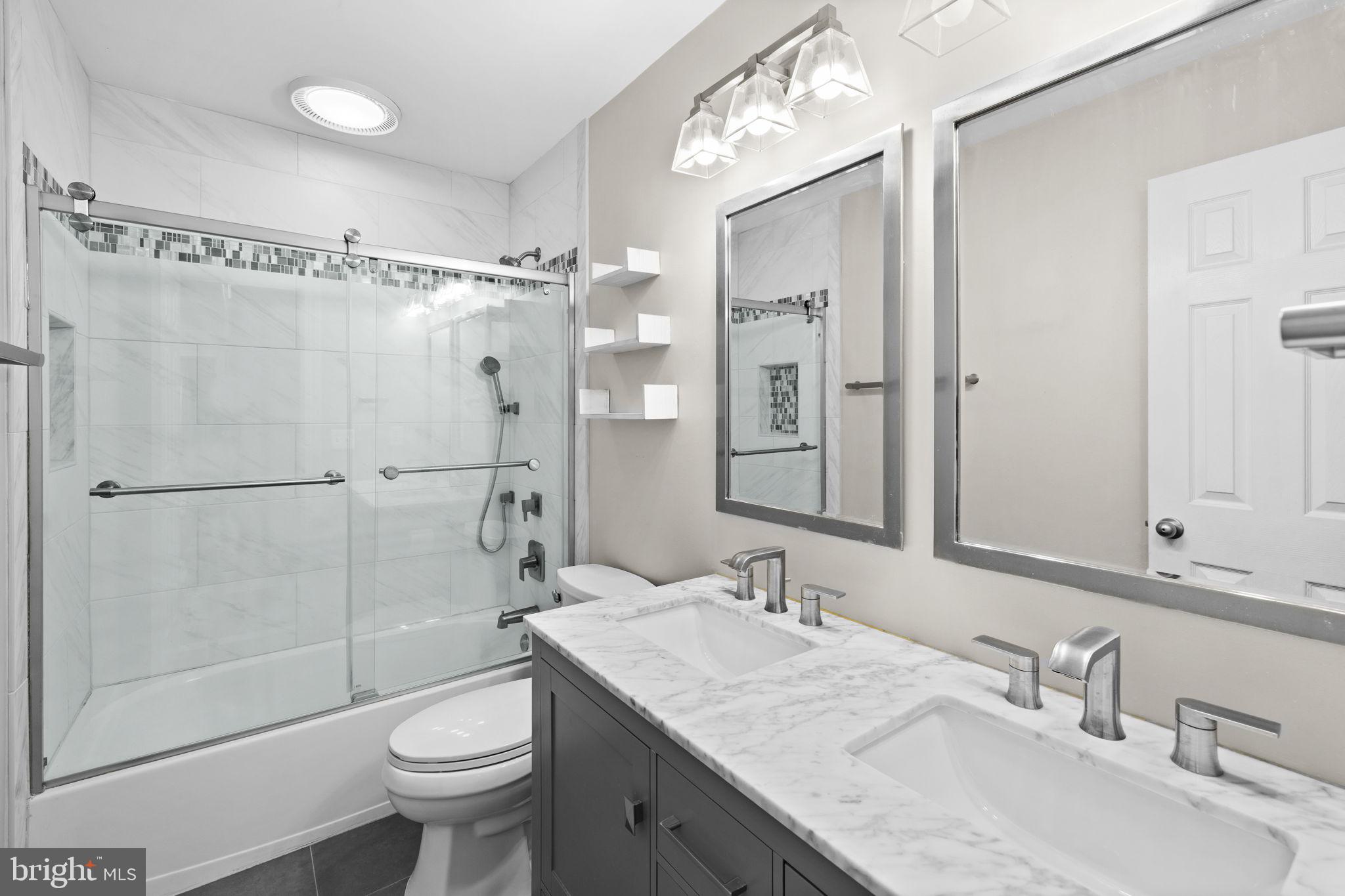 MEADOWBROOK WOODS - Residential