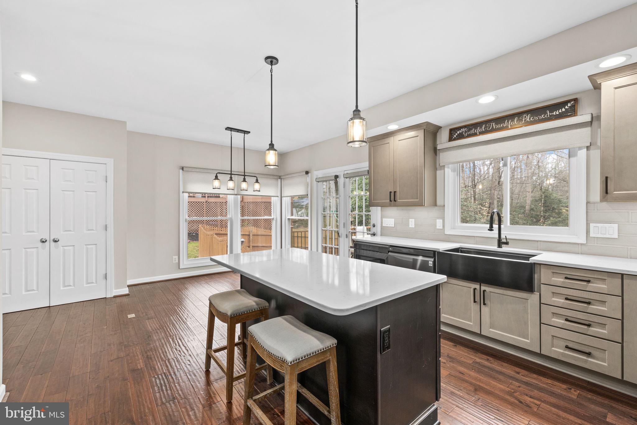 MEADOWBROOK WOODS - Residential