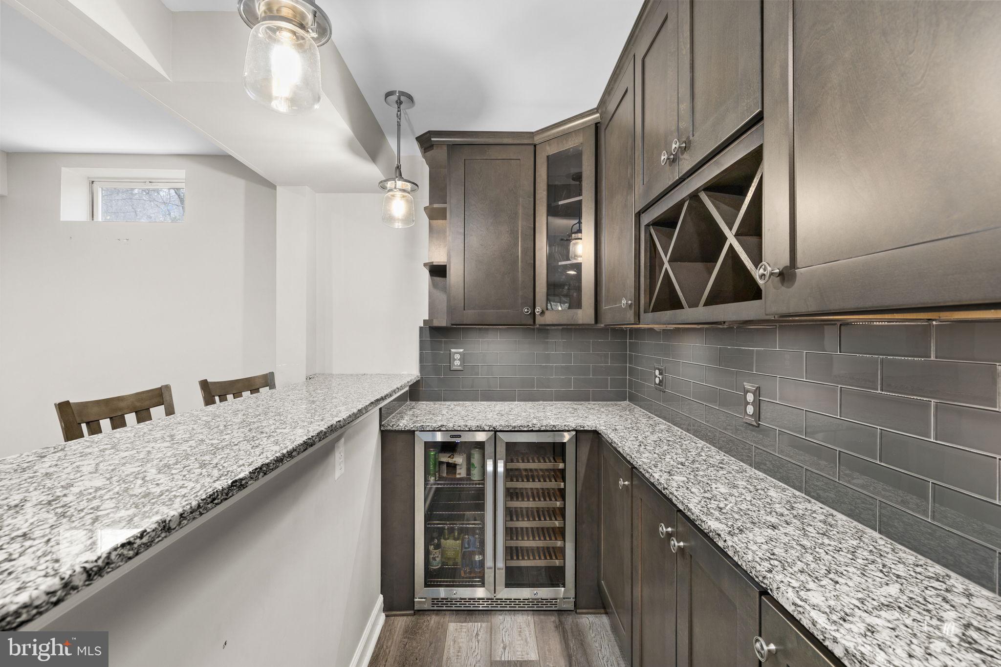 MEADOWBROOK WOODS - Residential